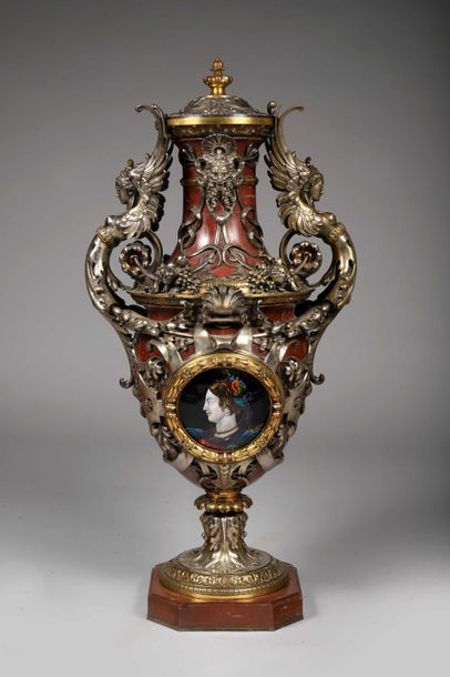 SPECTACULAIRE VASE -  F. Barbedienne