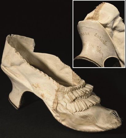Yvelines. Un soulier de la reine Marie-Antoinette mis aux enchères à Versailles