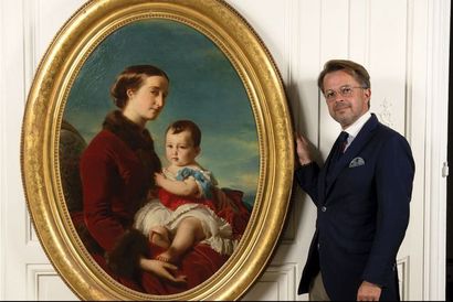 Paris Match : Un portrait de l’impératrice Eugenie avec son fils le Prince impérial en vente à Fontainebleau 