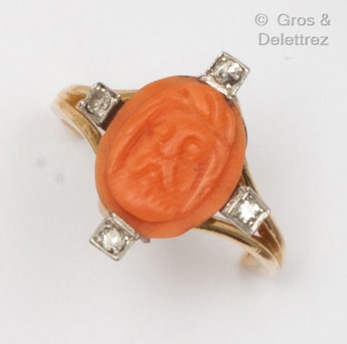 Null Yellow gold ring set with a cameo on coral and four 8/8 cut diamonds. Broke&hellip;