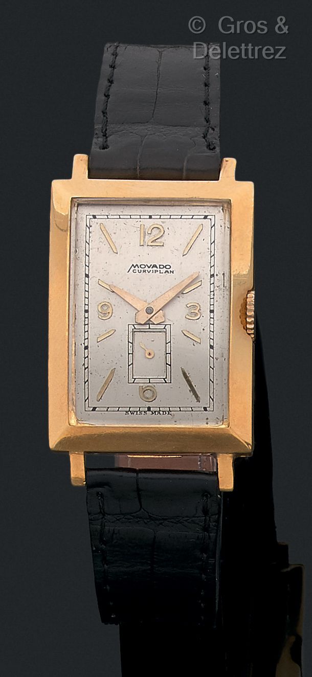MOVADO 约1930年。CURVIPLAN。参考文献1821。N°514744

罕见的18K金长方形手表。银色表盘，混合指数，金质指挥棒指针。机芯口径51&hellip;