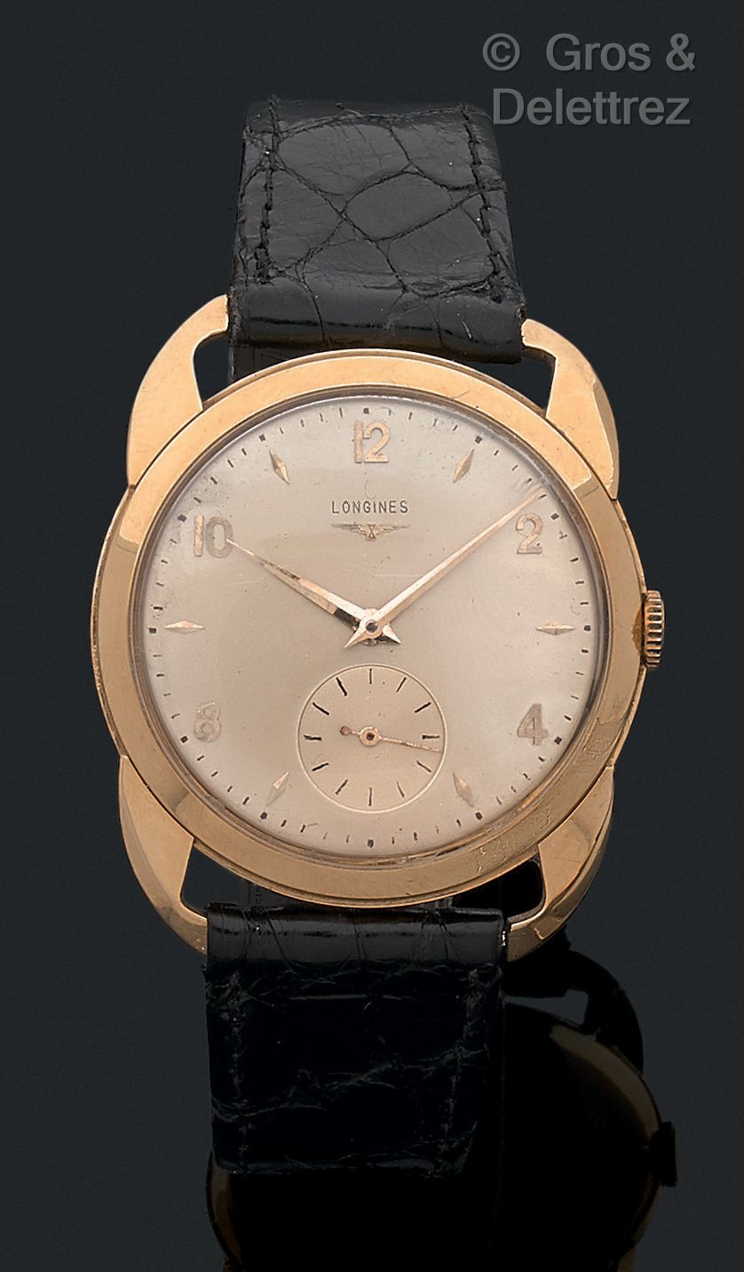 LONGINES About 1950. Ref 6037/44. 

Men's model in 18K yellow gold. Silvered dia&hellip;