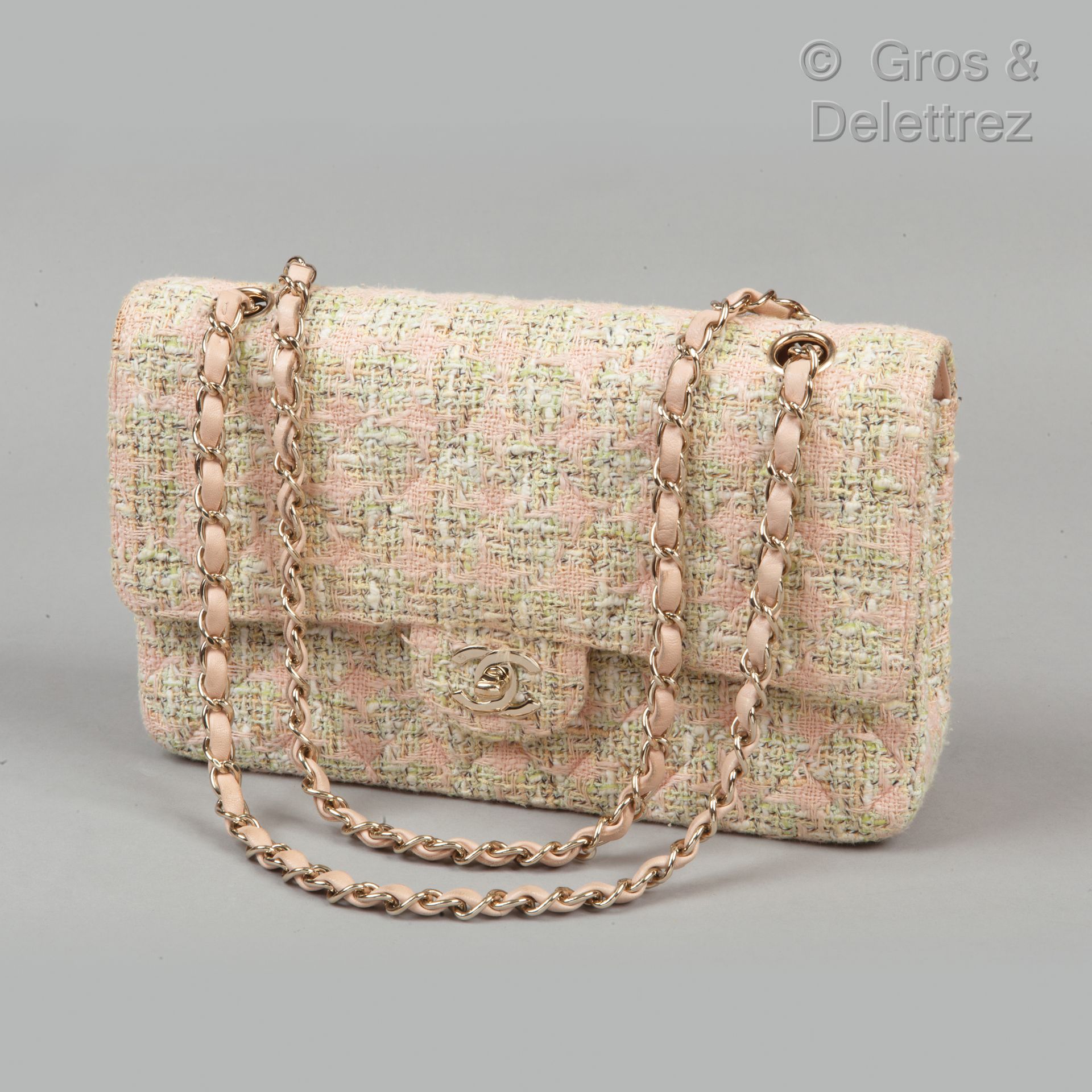 Circa 2006 Classic bag in quilted tweed in pastel gree…