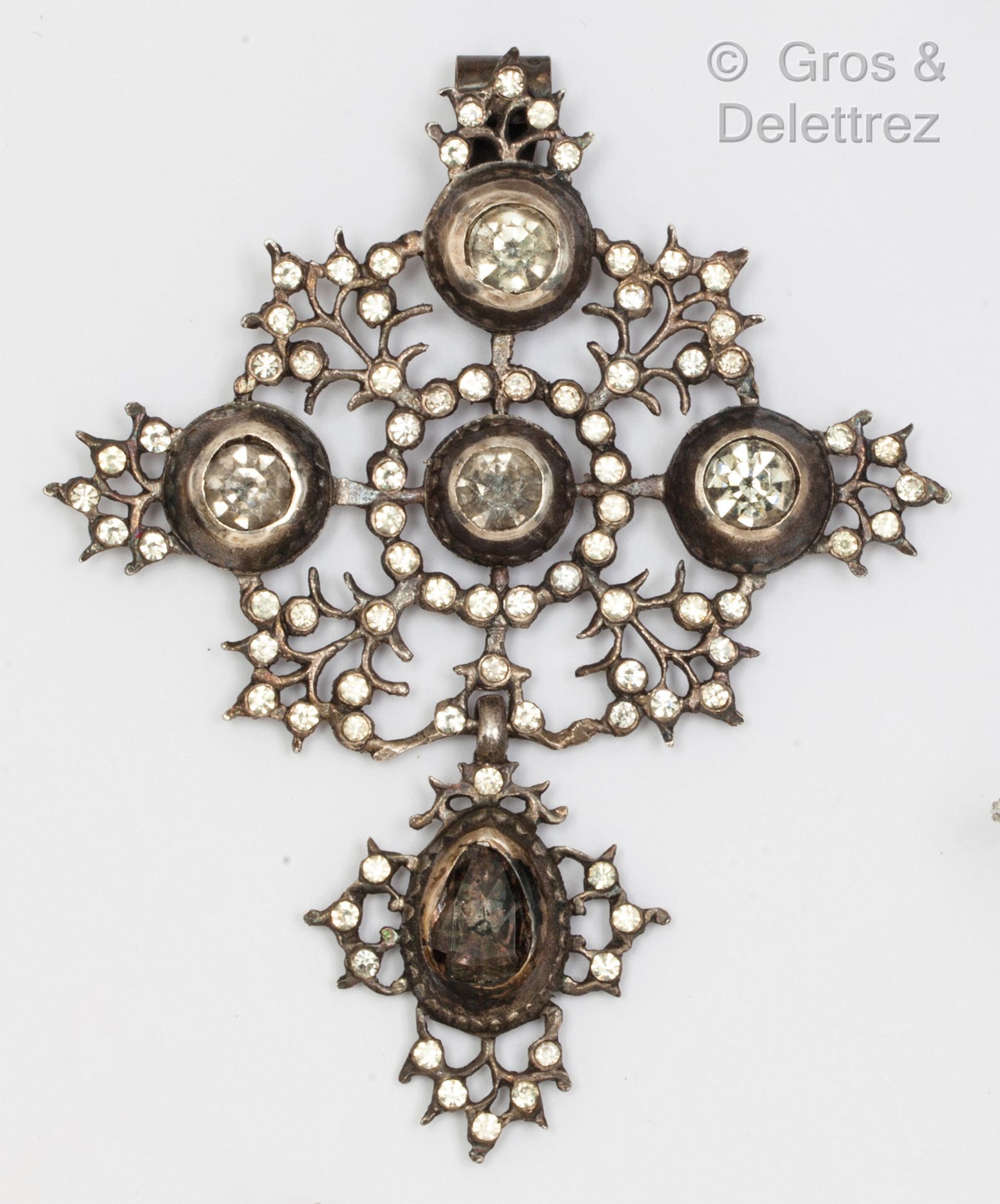 Null Silver pendant "Croix de Saint Lô", set with Rhinestones, five of them bein&hellip;