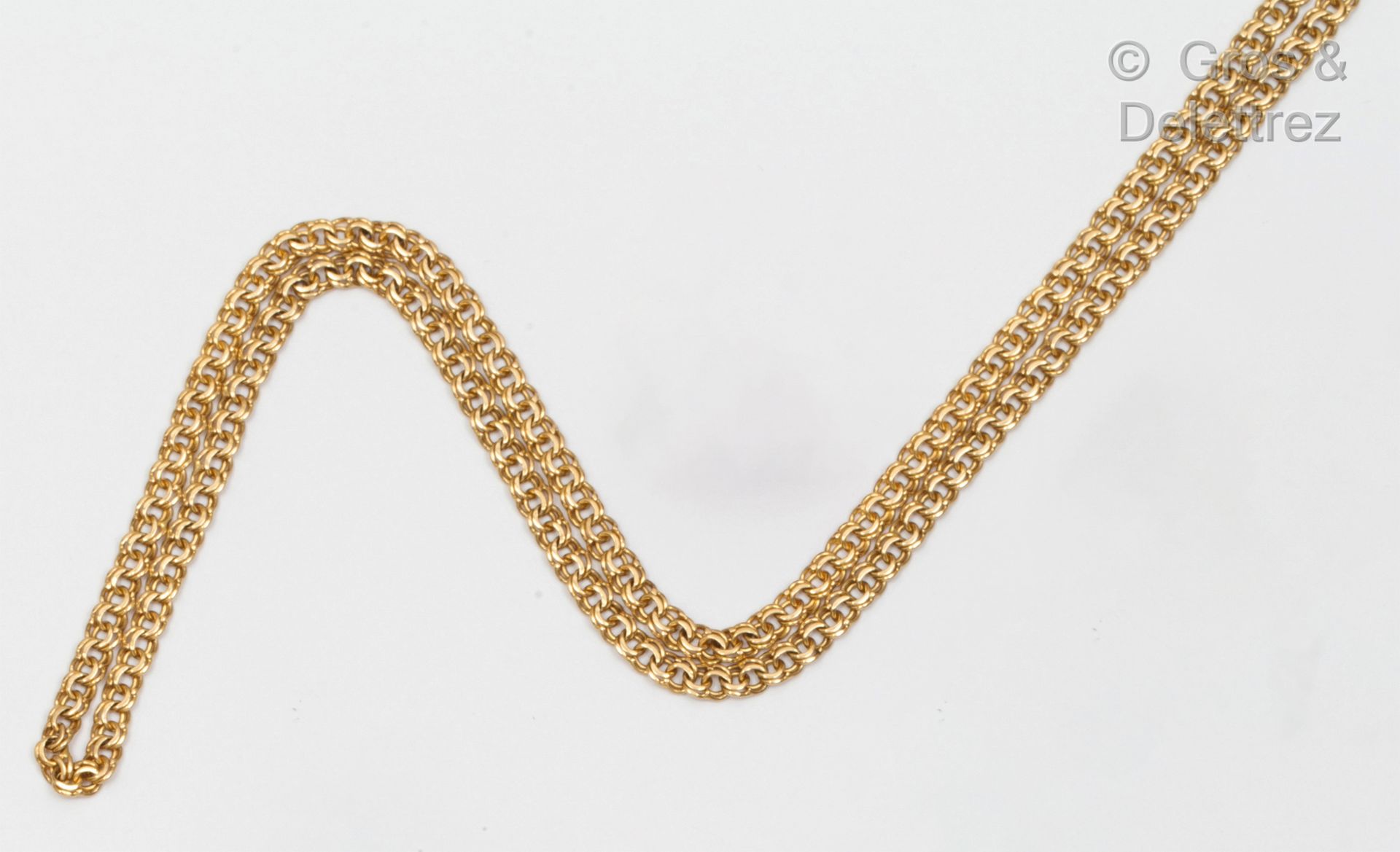 Null 黄金链条，由花式链接组成。长度：60厘米。D. 16,5g。