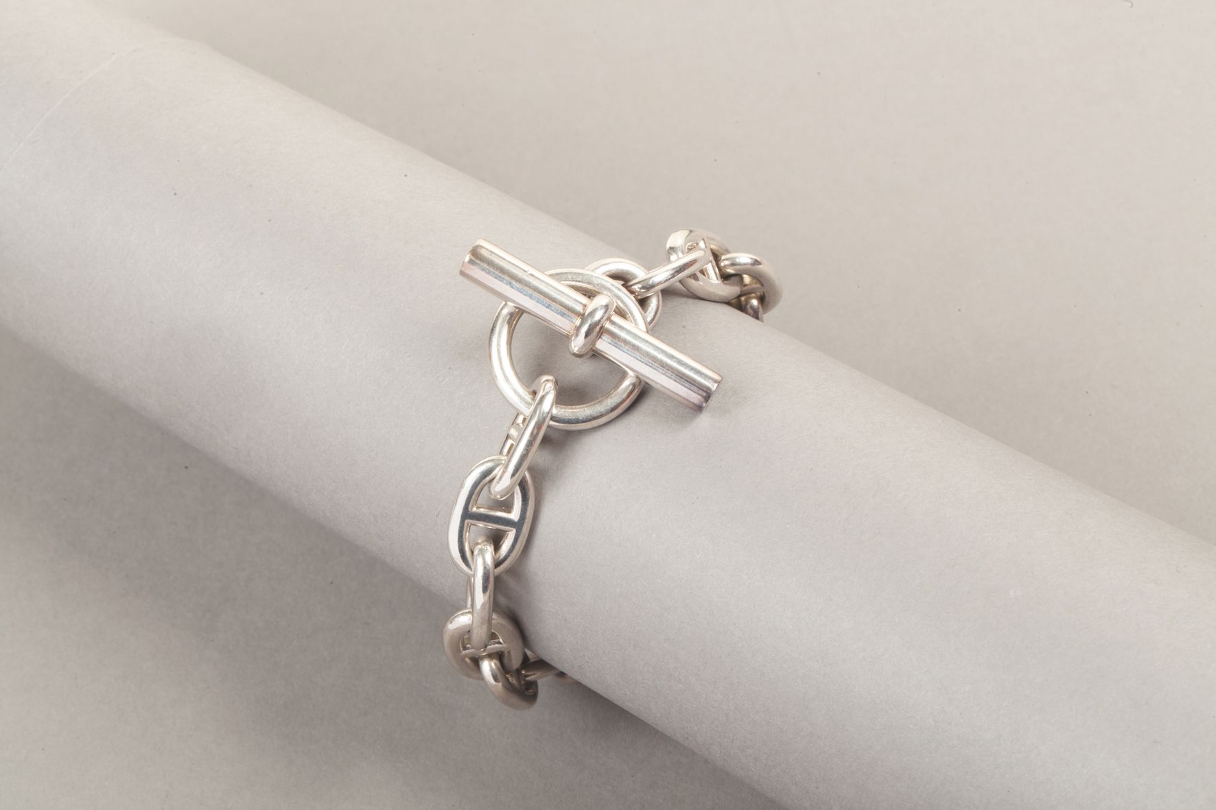 Null *HERMES巴黎 - "Chaîne d'Ancre "手链，银质925千分之一，15个链节，扣子棒。重量：54.7克。长度：20厘米。