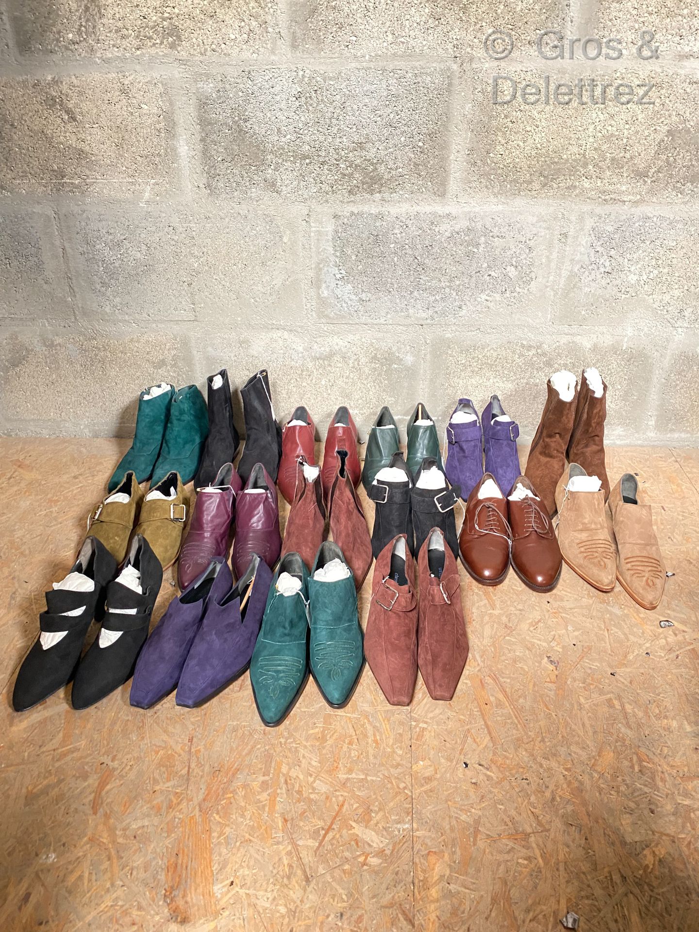 Null CLAUDE MONTANA FOR STEPHANE KELIAN, STEPHANE KELIAN, 一批16双鞋（有些鞋跟要重做） S.9