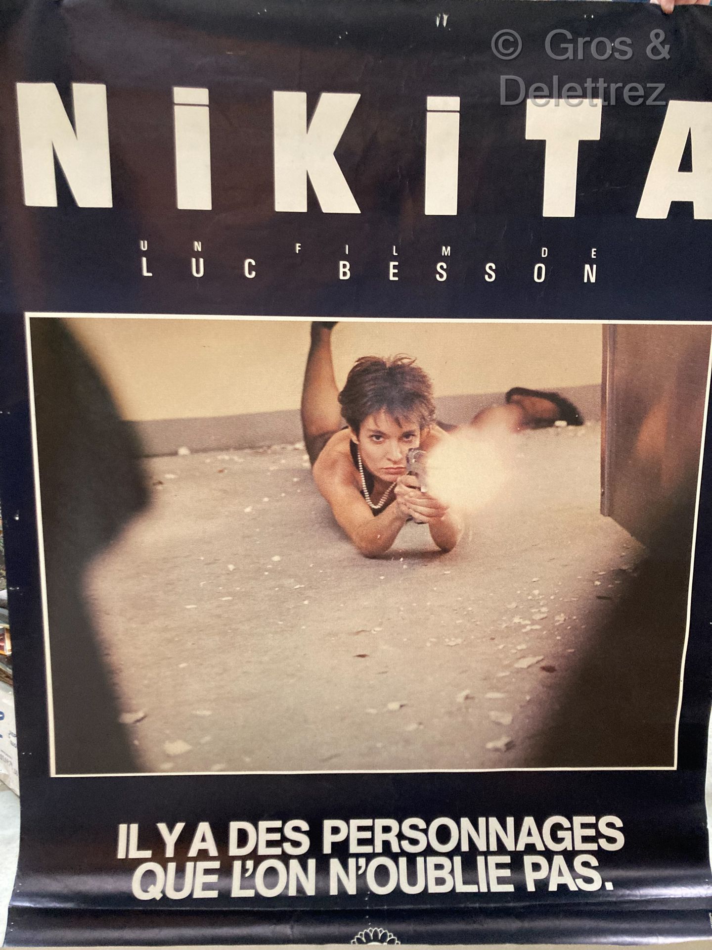 LUC BESSON NIKITA

poster del film

157 x 116 cm. Fori