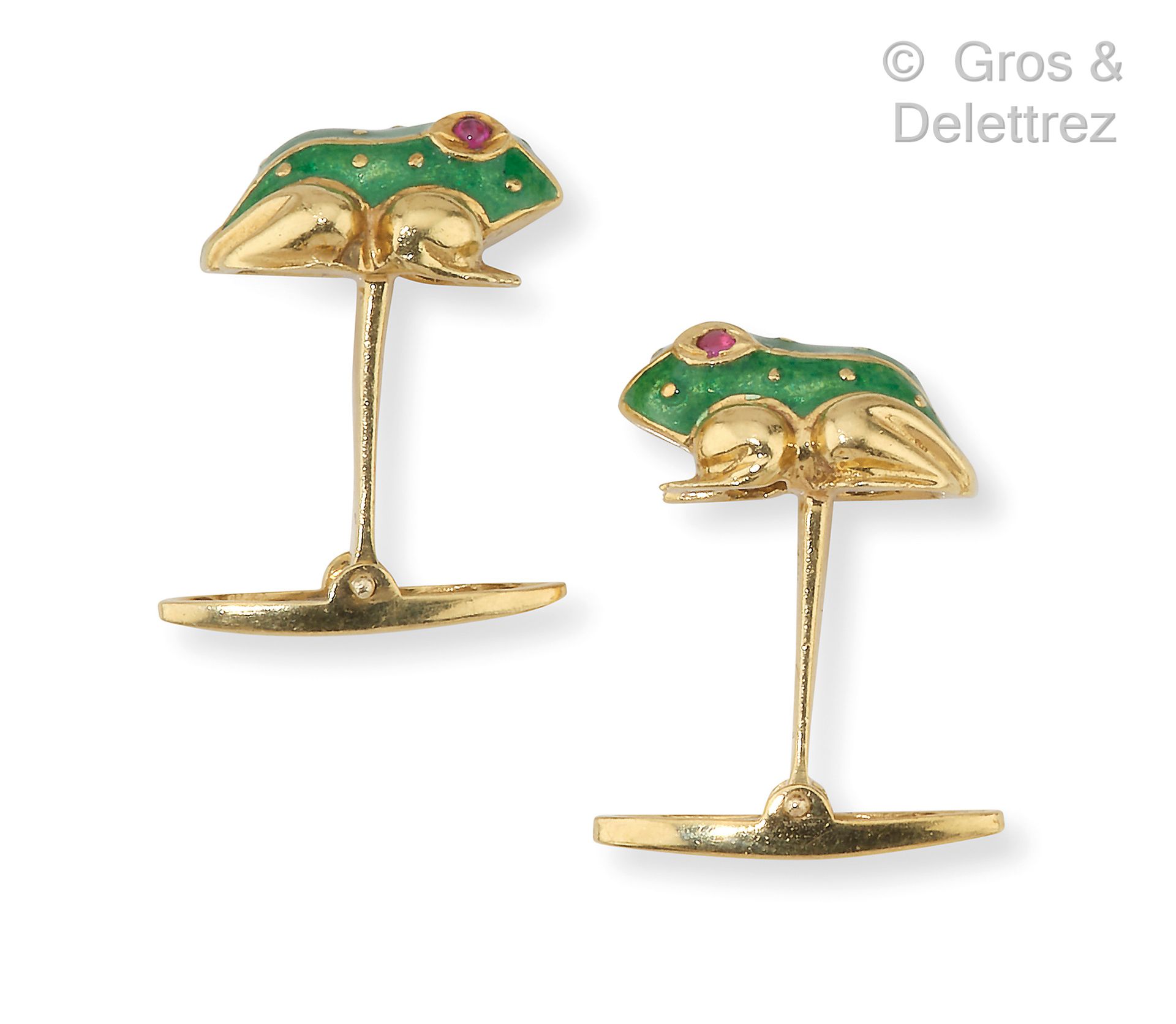Null Pair of yellow gold cufflinks, decorated with green enamelled frogs, the ey&hellip;