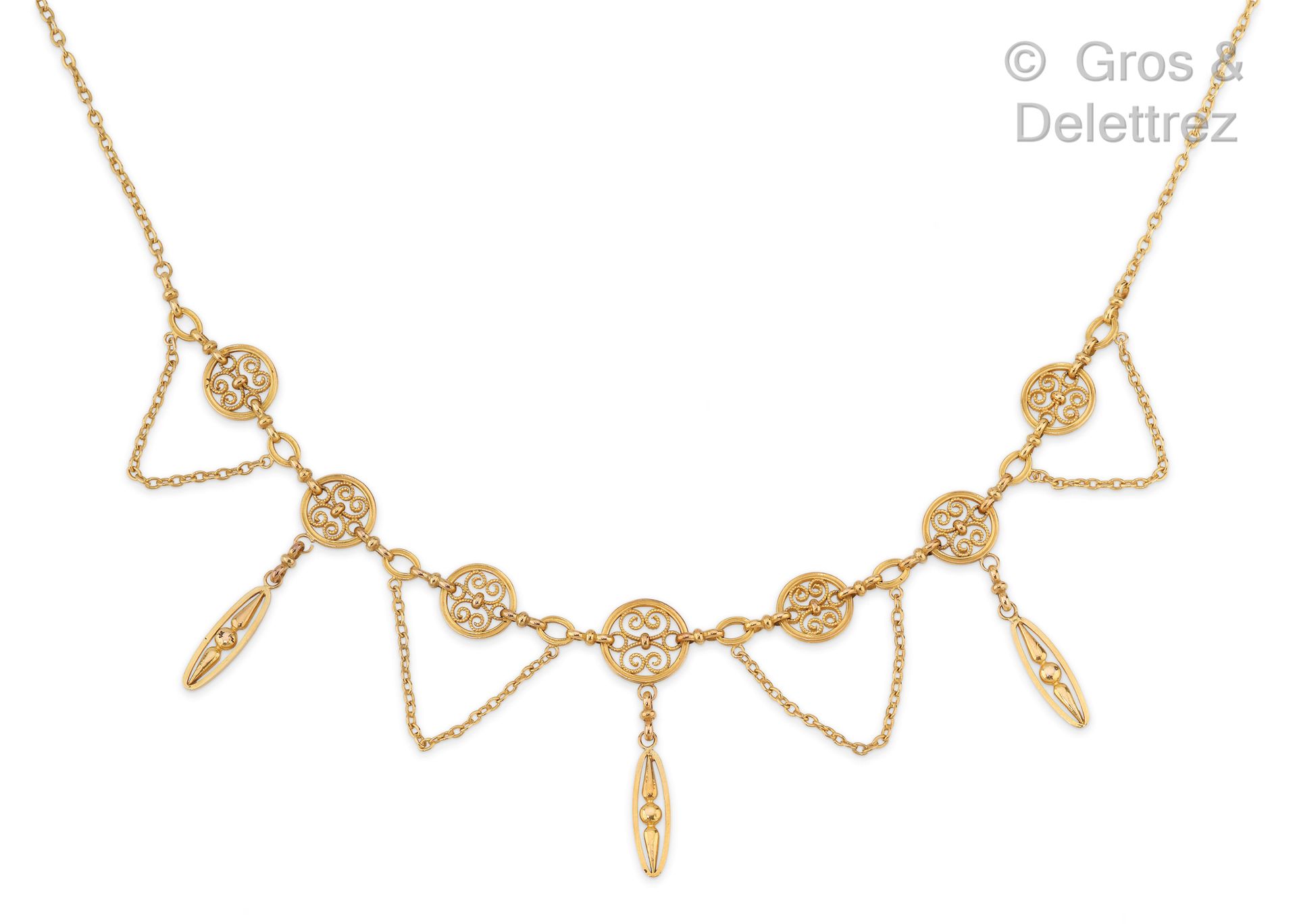 Null Necklace "Collerette" in yellow gold, composed of circular filigree pattern&hellip;