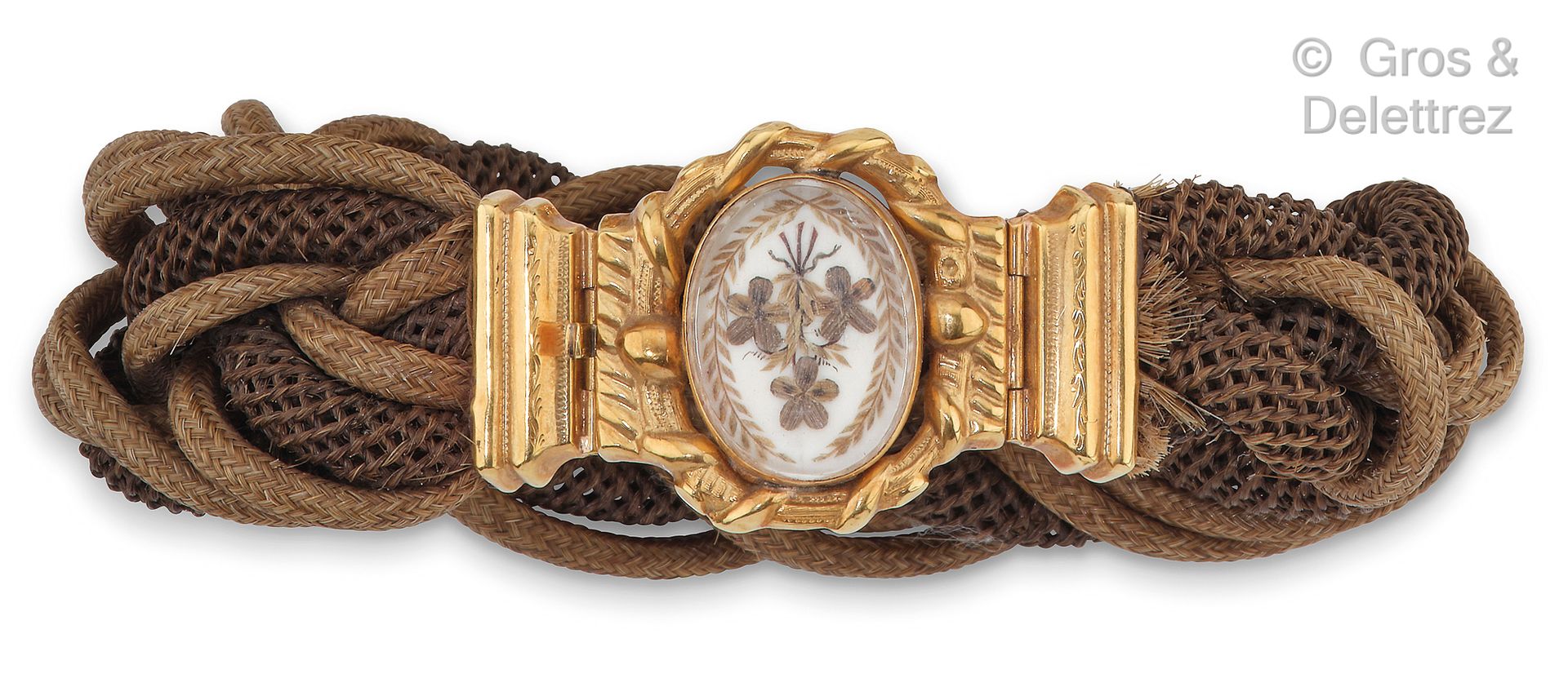 Null Geflochtenes Armband aus Haaren, verziert mit einem Medaillon aus Gelbgold &hellip;