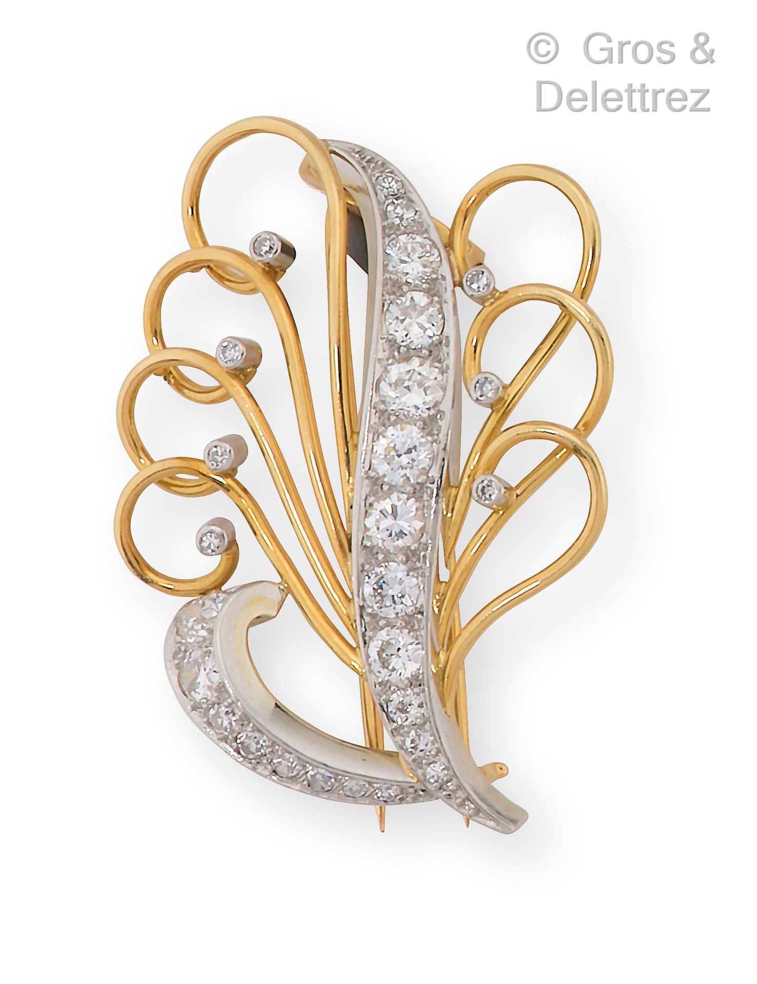Null Bouquet "胸针，由黄金丝固定在白金的移动线上，并镶嵌明亮式切割钻石。尺寸：5x 3.5厘米。毛重：15.3克。