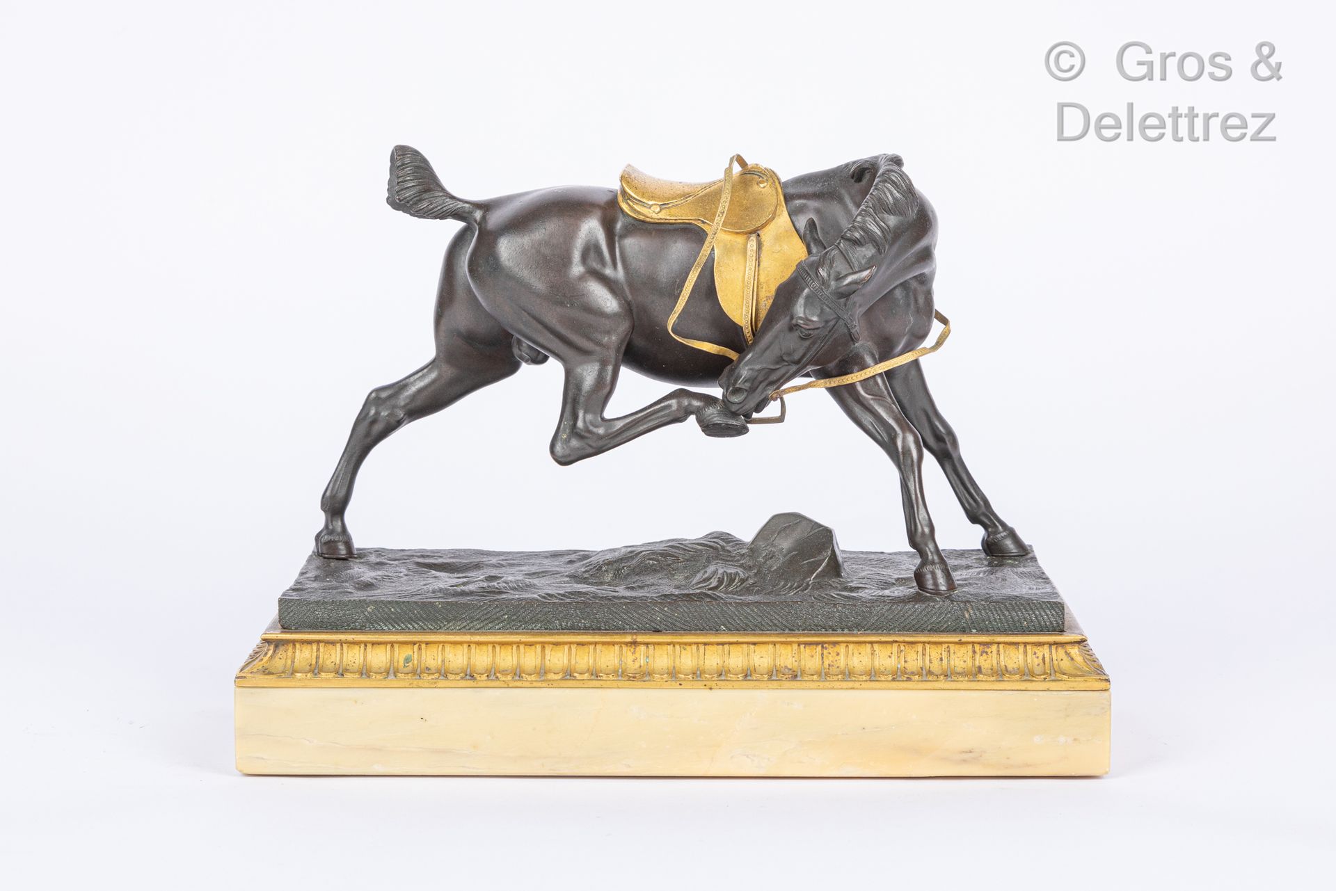 Null 卡勒-韦尔纳的风格

狩猎马

证明是用青铜和鎏金青铜制成的。安装在一个镀金的青铜底座上。米色大理石的柜台底座。

20 x 27 x 11,5 cm&hellip;