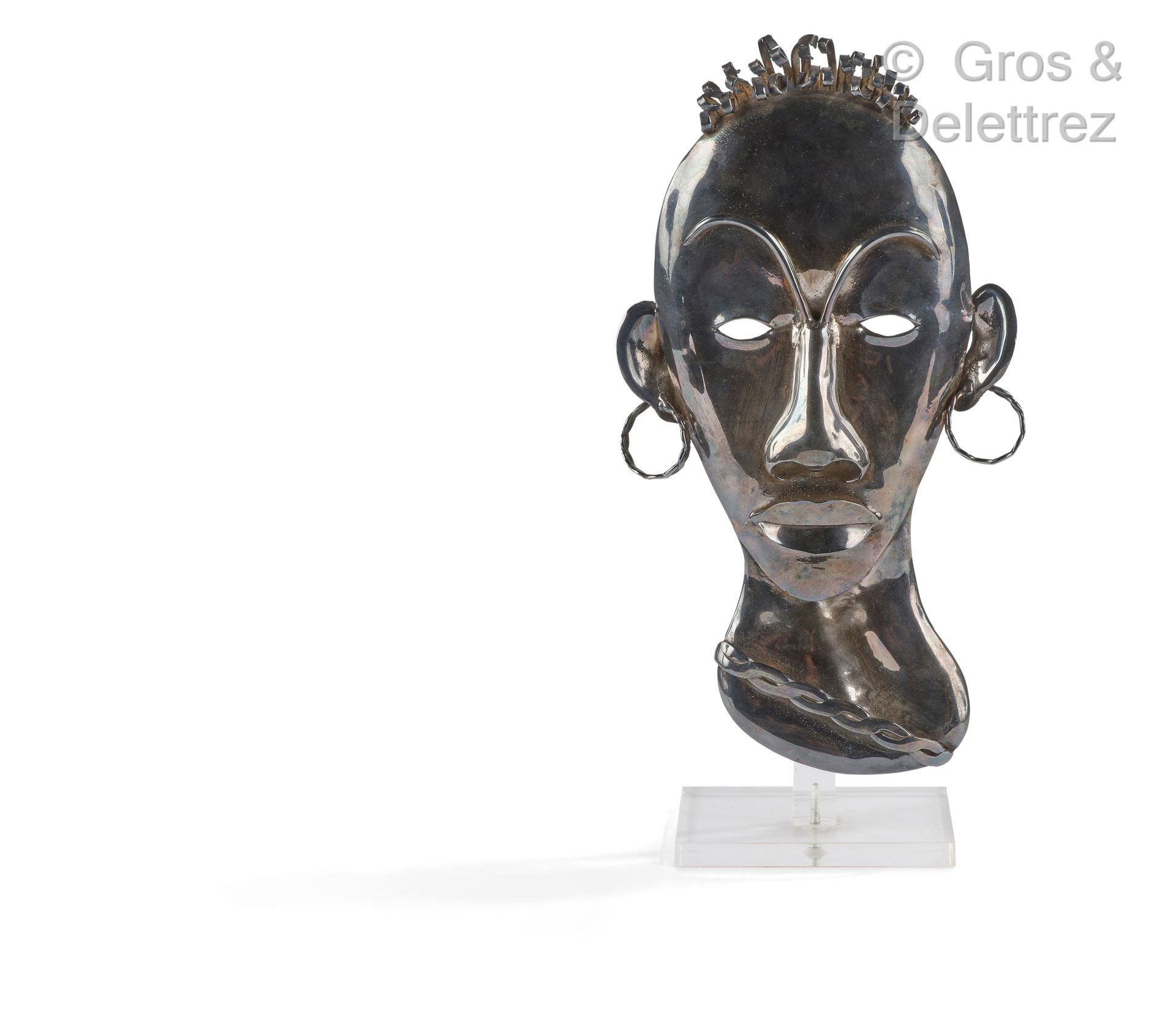 HAGUENAUER Vienne "Portrait of an African woman

Hammered metal sculpture, Plexi&hellip;