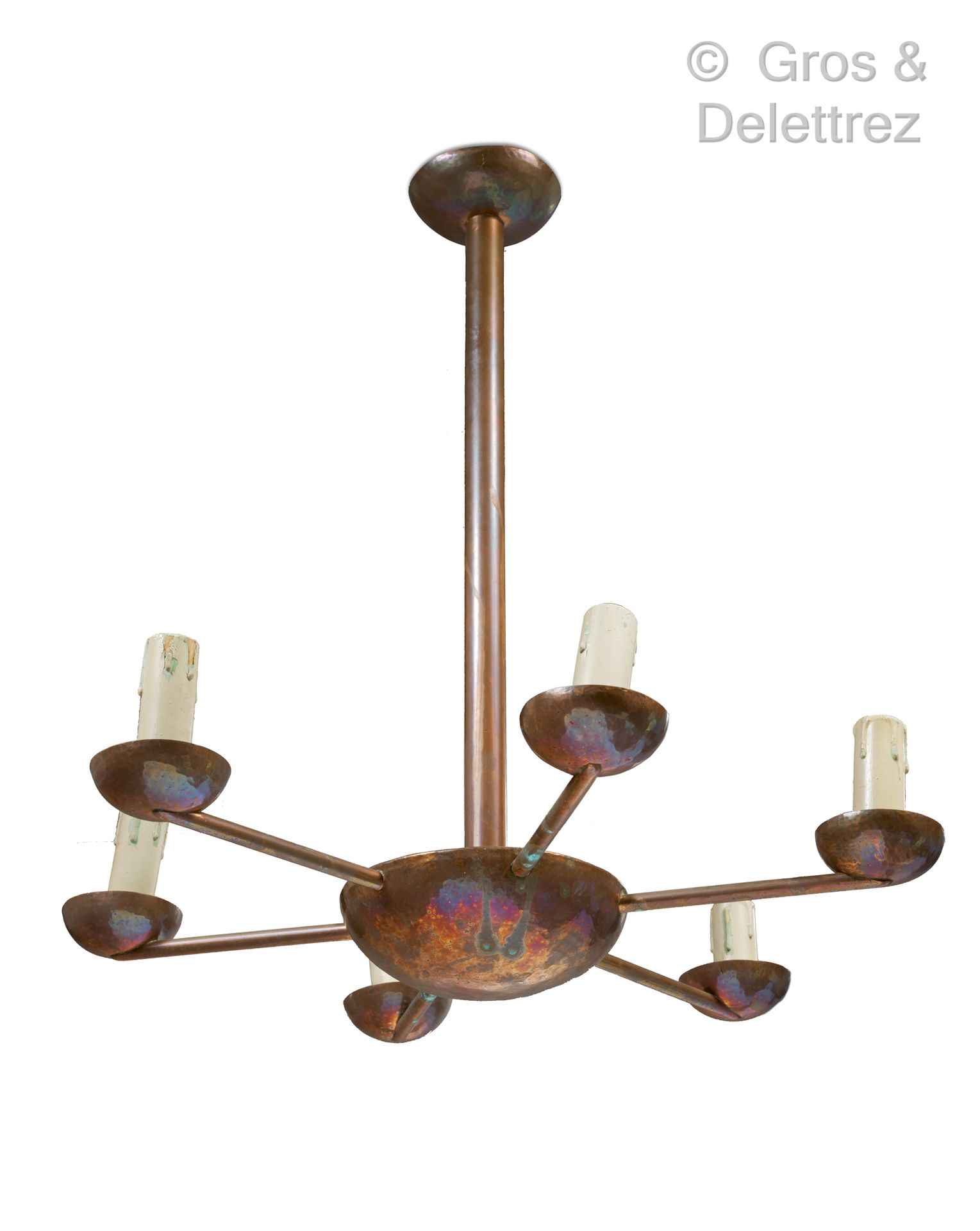 Null FRENCH WORK 1940

Chandelier with six arms of light in hammered brass

H : &hellip;