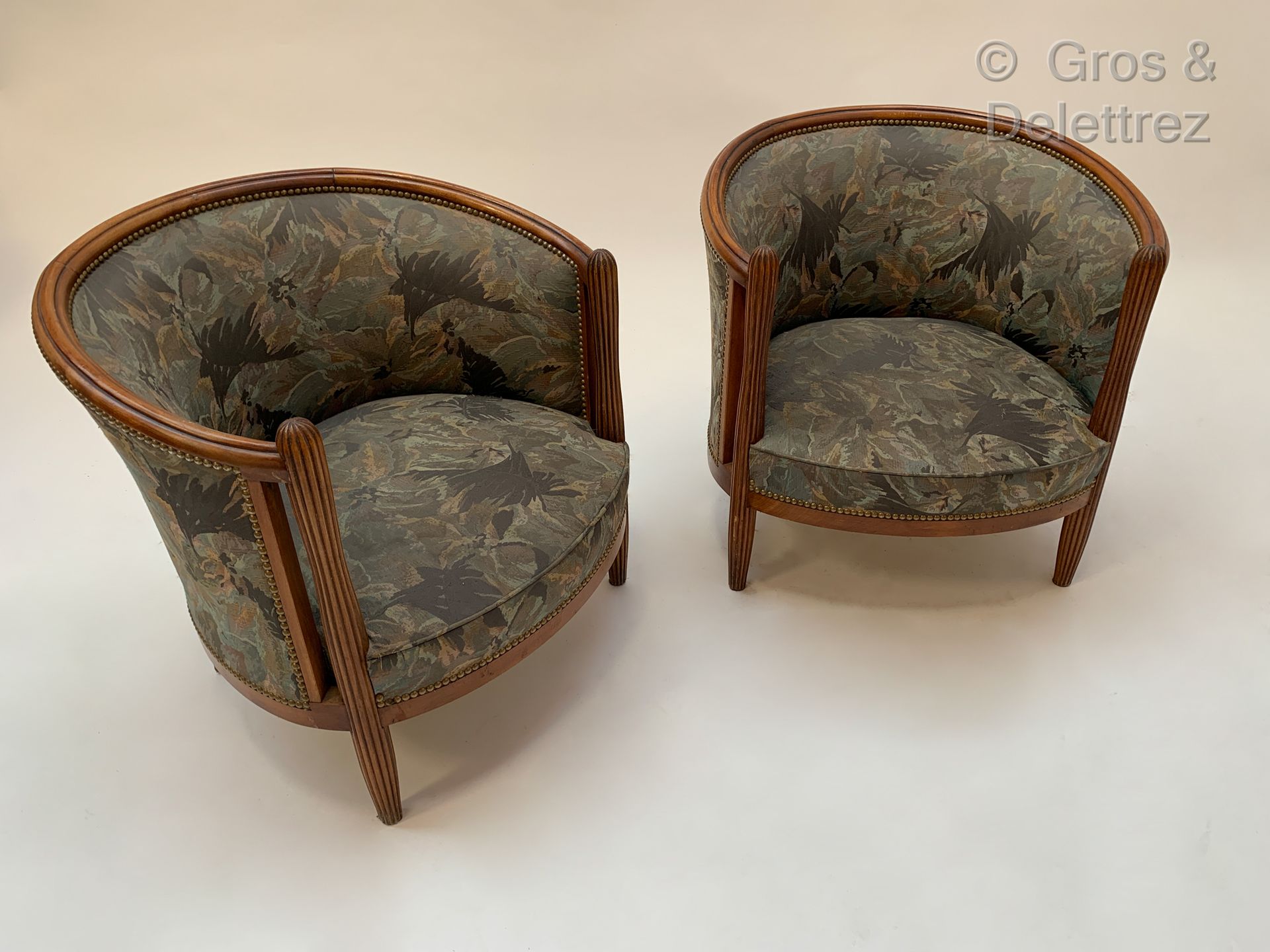 Null MICHEL DUFET, attributed to

Pair of barrel armchairs with rounded backs ex&hellip;
