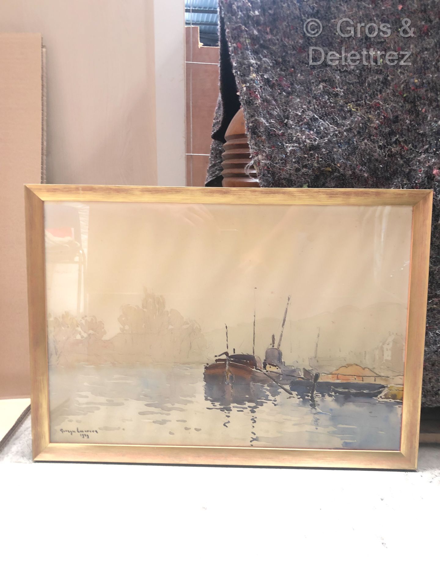 Null (SD) Georges LESCOUR

停泊的驳船

水彩画，左下角有签名，日期为1929年

31 x 45 厘米

污渍