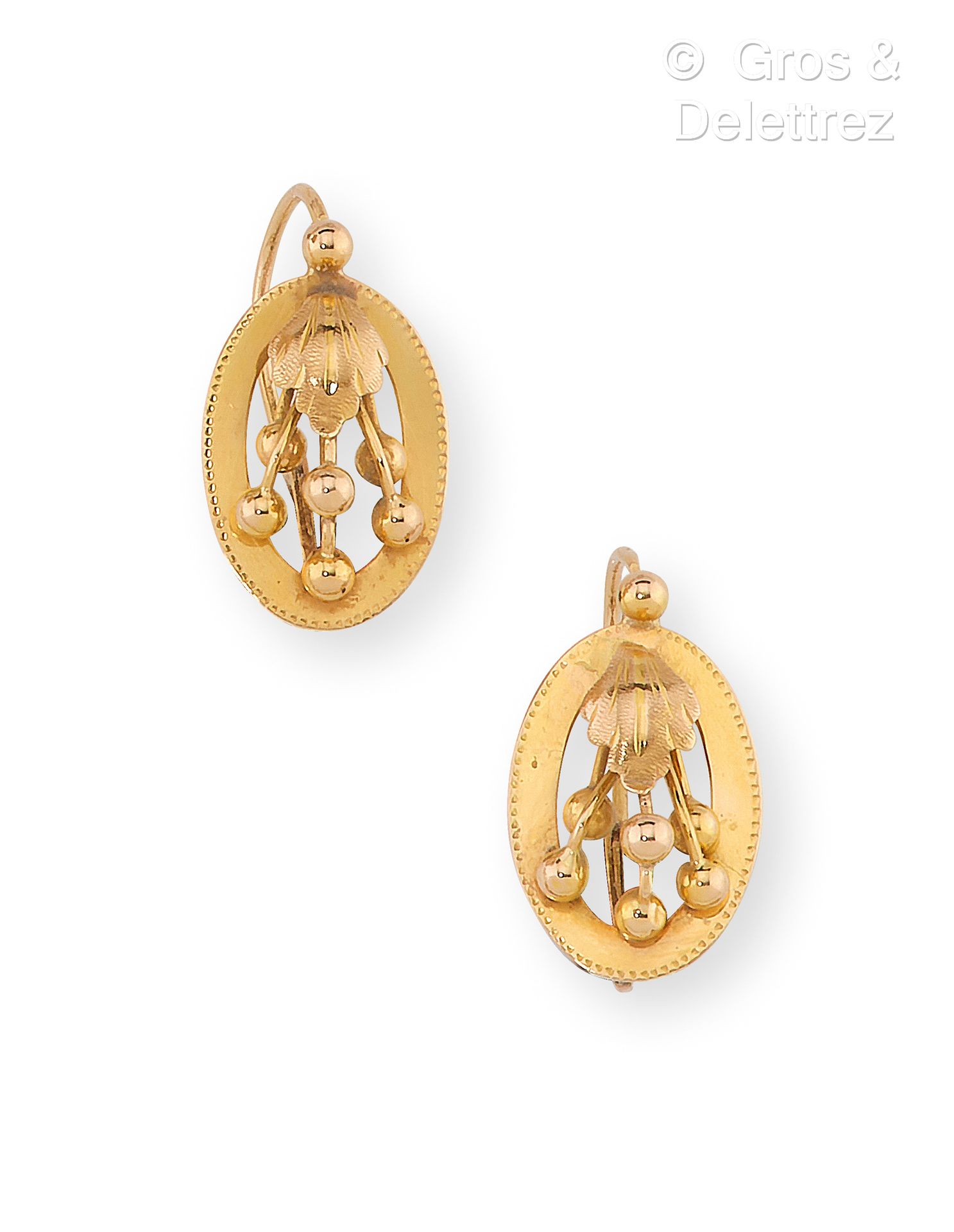 Null Pair of yellow gold "Dormeuse" earrings with vine decoration. Gross weight:&hellip;