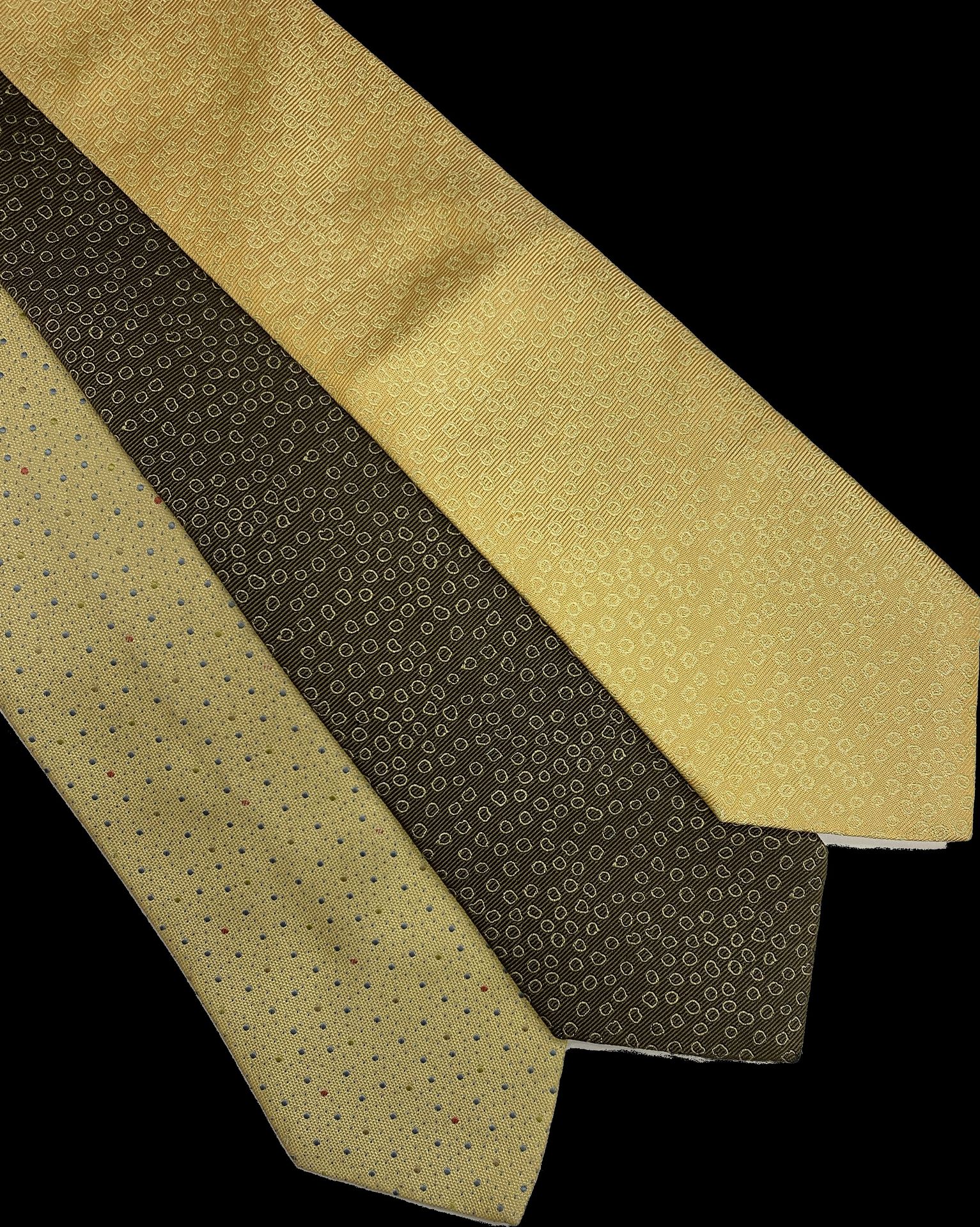 Null HERMES Paris 法国制造-绿、黄、黑三色丝绸领带套装