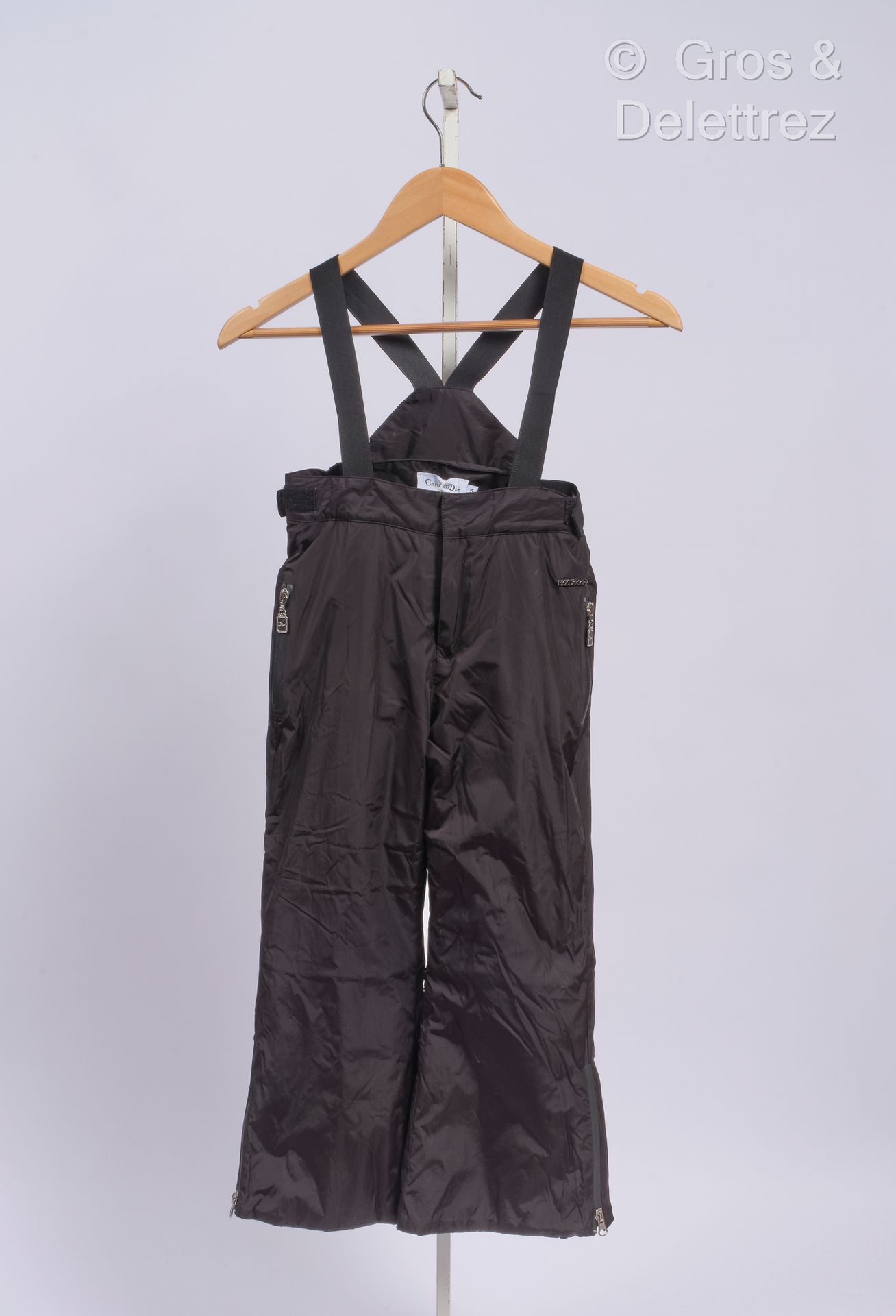 Christian DIOR Enfant Black ski pants, two zippered pockets, zippered leg bottom&hellip;
