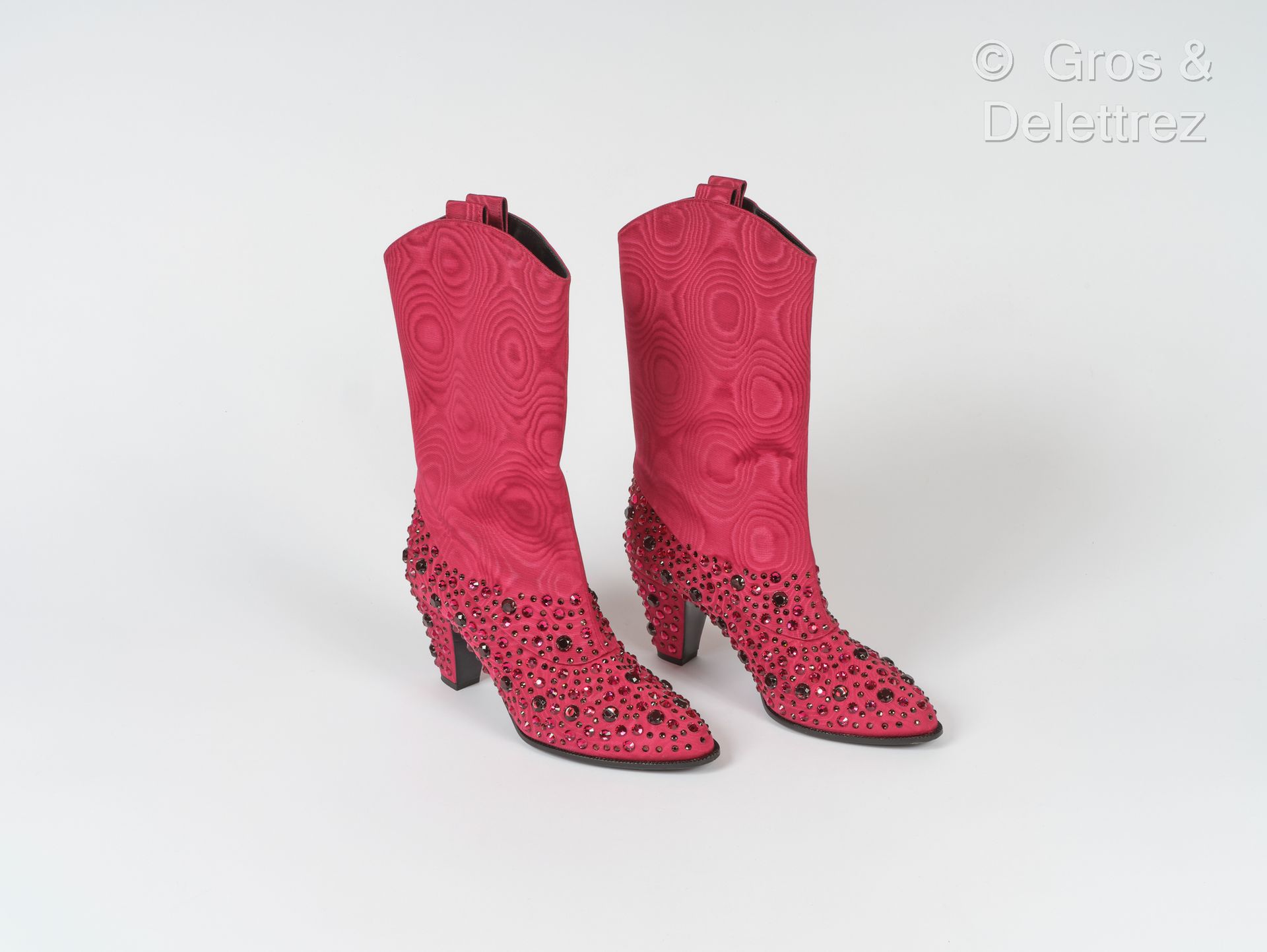 GUCCI par Alessandro Michele Collection Pre-Fall 2020 – Look n°5
Paire de boots &hellip;
