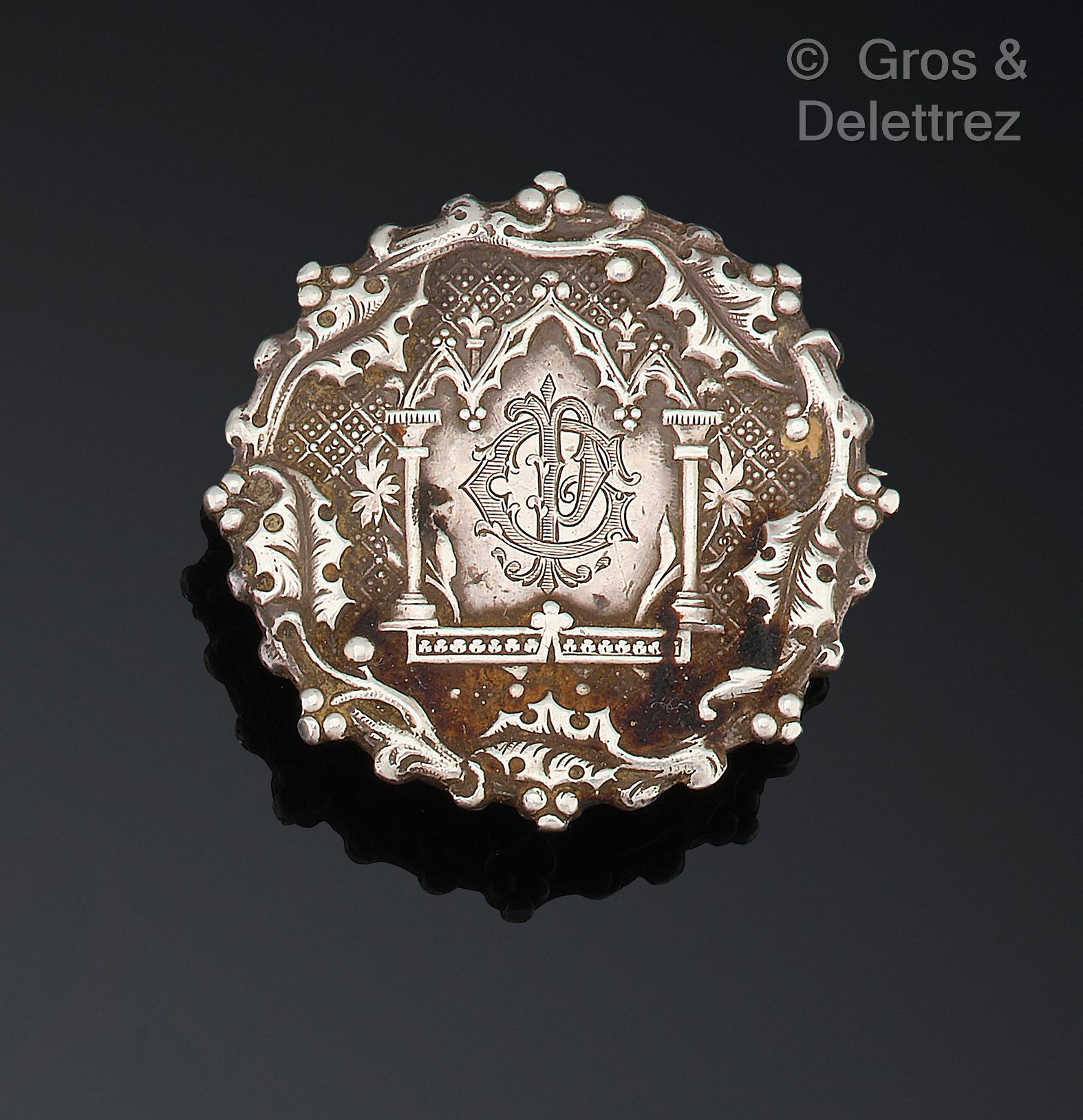 Null Brooch of Neo-Gothic style out of silver 800 thousandths centered of the fi&hellip;