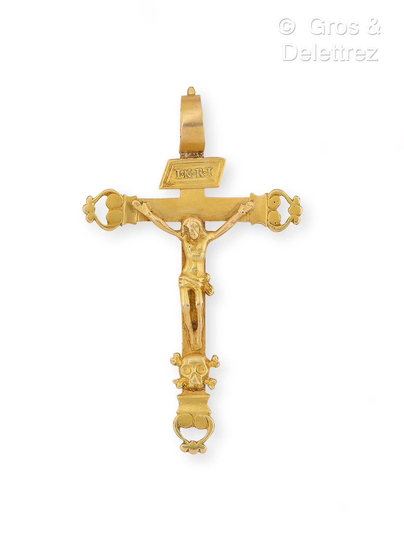 Null 被称为 "女修道院院长 "的吊坠十字架区域，在洛林进行，由千分之585的黄金制成。想到了后面的FL。尺寸：6x3.7厘米。P. : 6.1克。