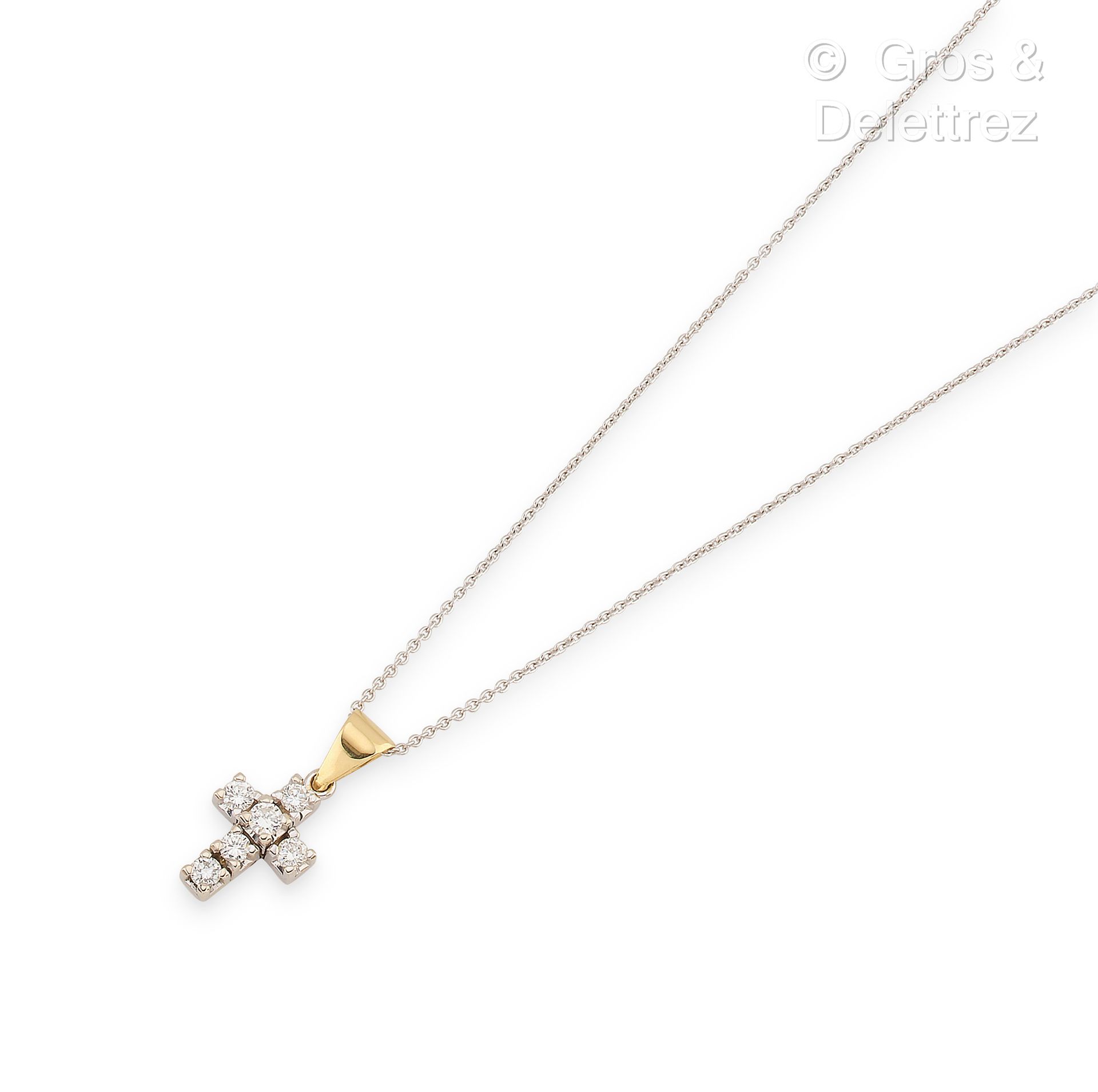 Null Pendant Cross in yellow gold and white gold 750 thousandths set with diamon&hellip;