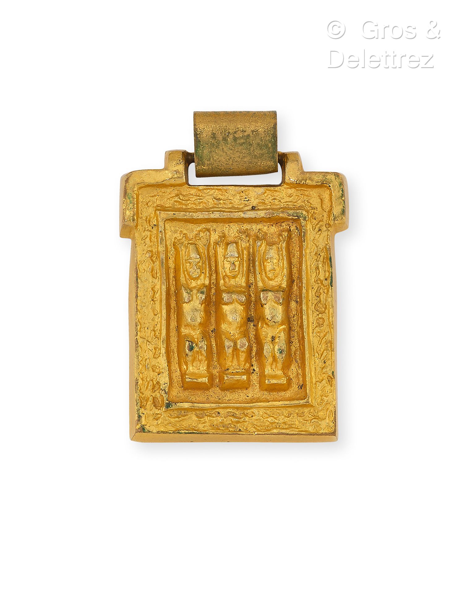 LINE VAUTRIN (1913-1997) Pendente in bronzo dorato martellato "Les Trois Grâces"&hellip;