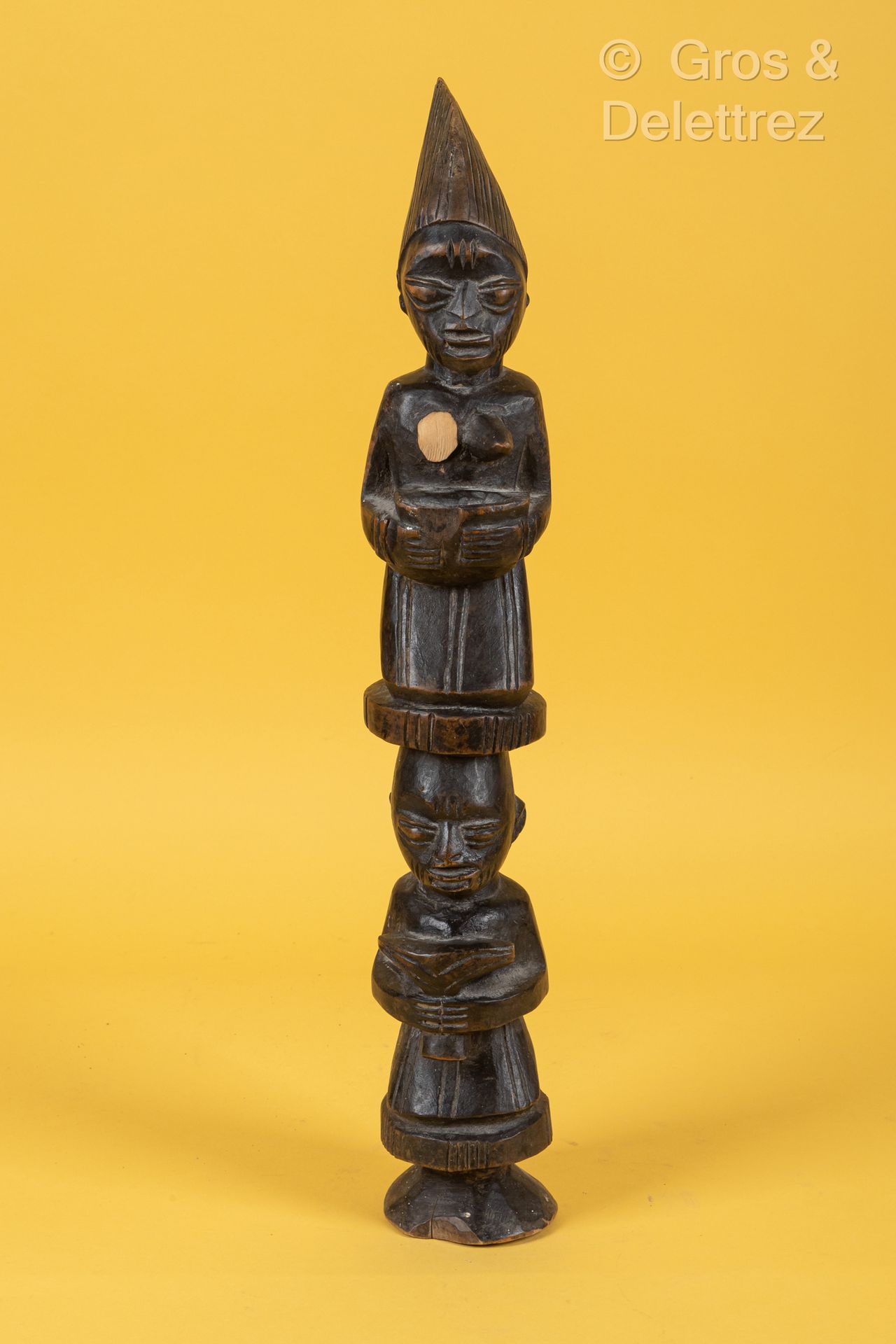 TCHAD Sculpture in patinated wood representing a woman above a man and holding c&hellip;