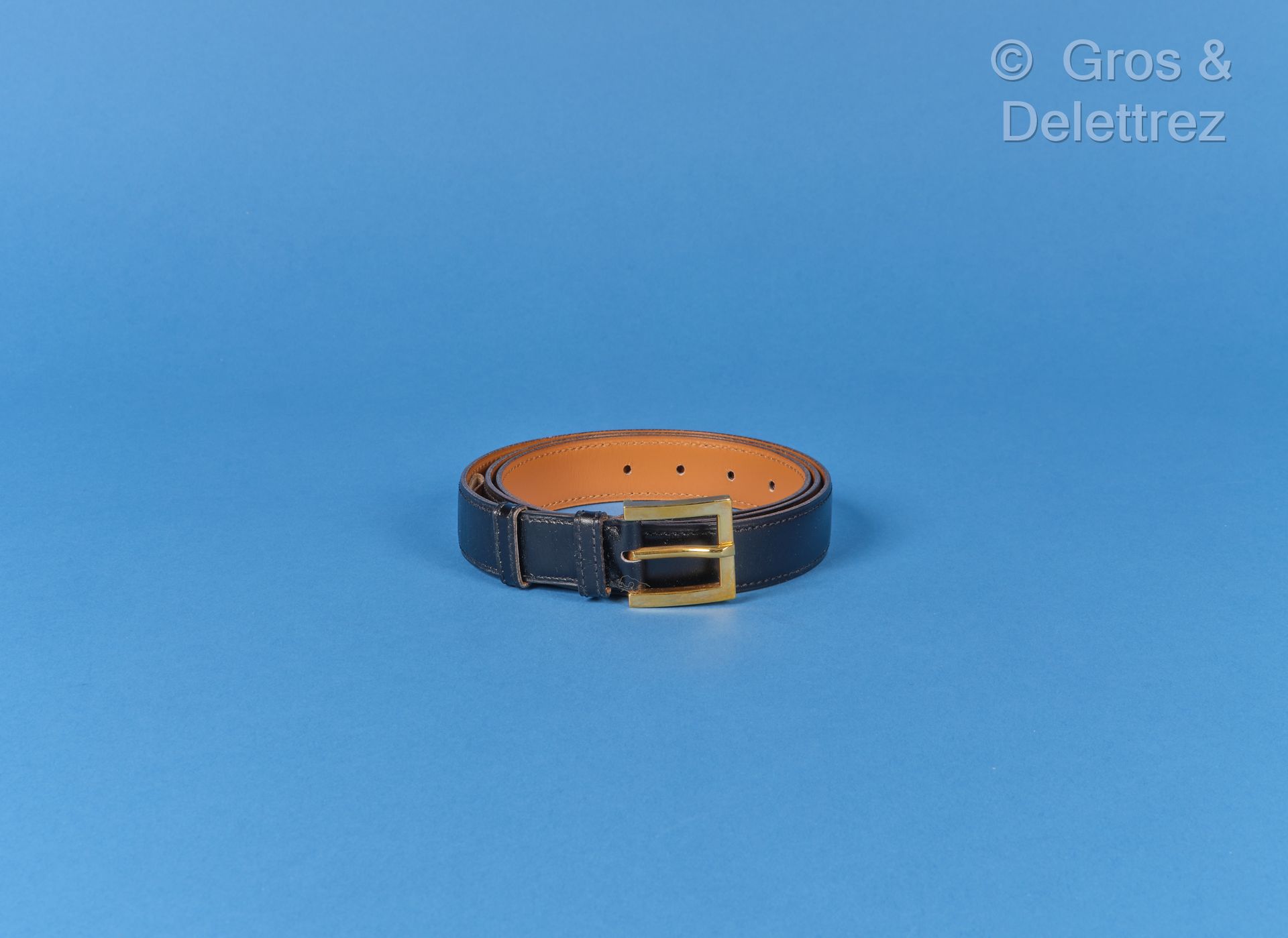 Null HERMÈS Paris Made in France Black leather box belt. T. 95. Very good condit&hellip;