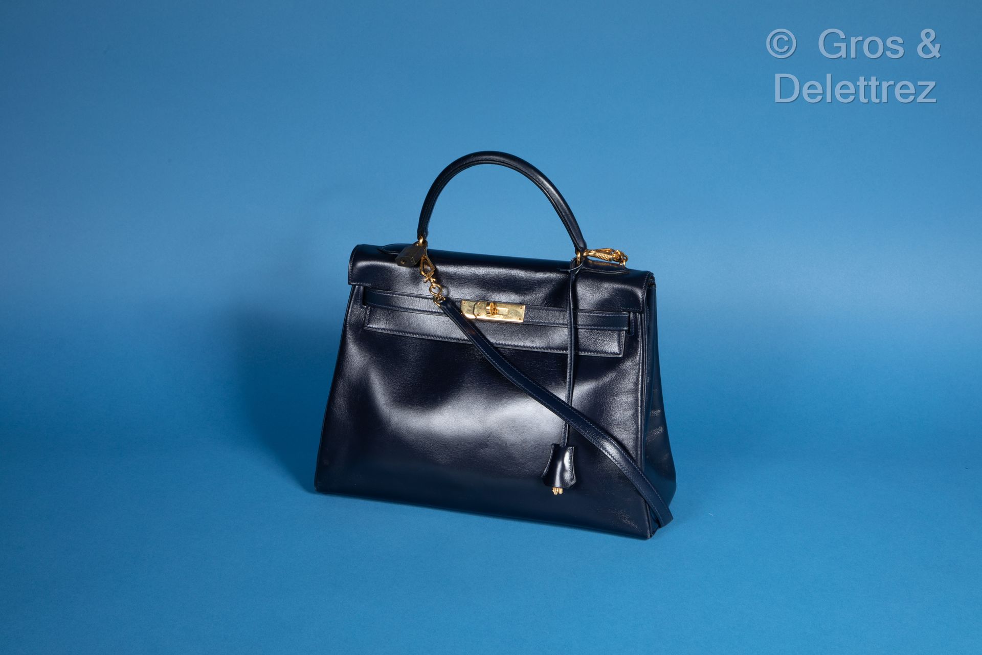 Null HERMES Paris made in France year 1975 - "Kelly Retourné" bag 32cm in navy b&hellip;