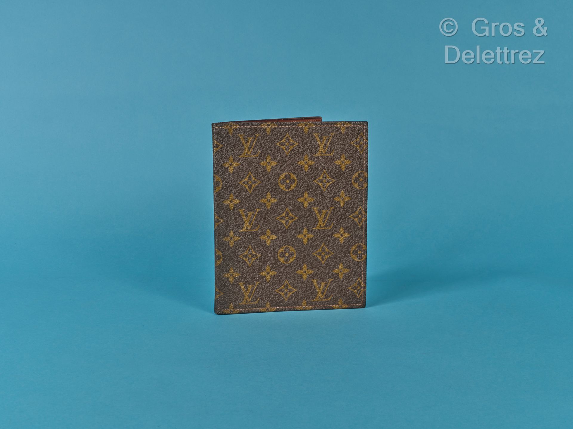 Louis VUITTON - Notebook cover in Monogram canvas. Good …