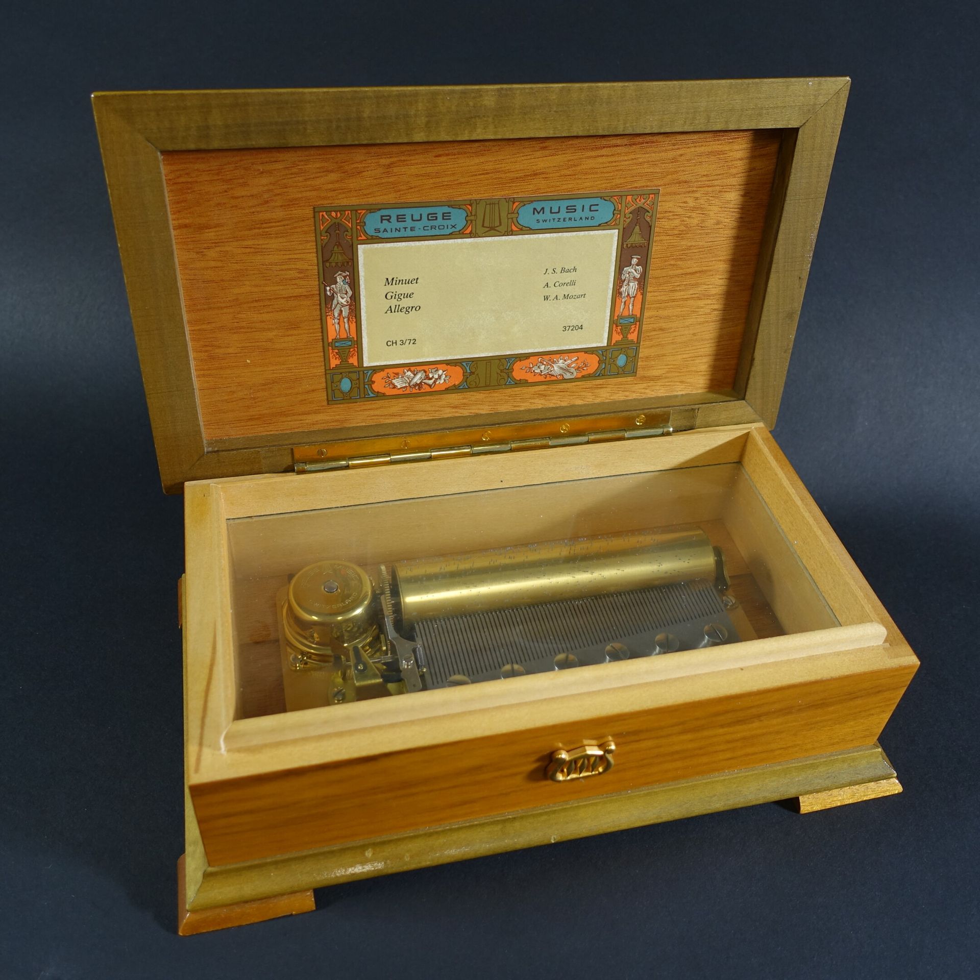 Null REUGE Sainte-Croix : Rechteckige Spieldose aus lackiertem Holz mit eingeleg&hellip;