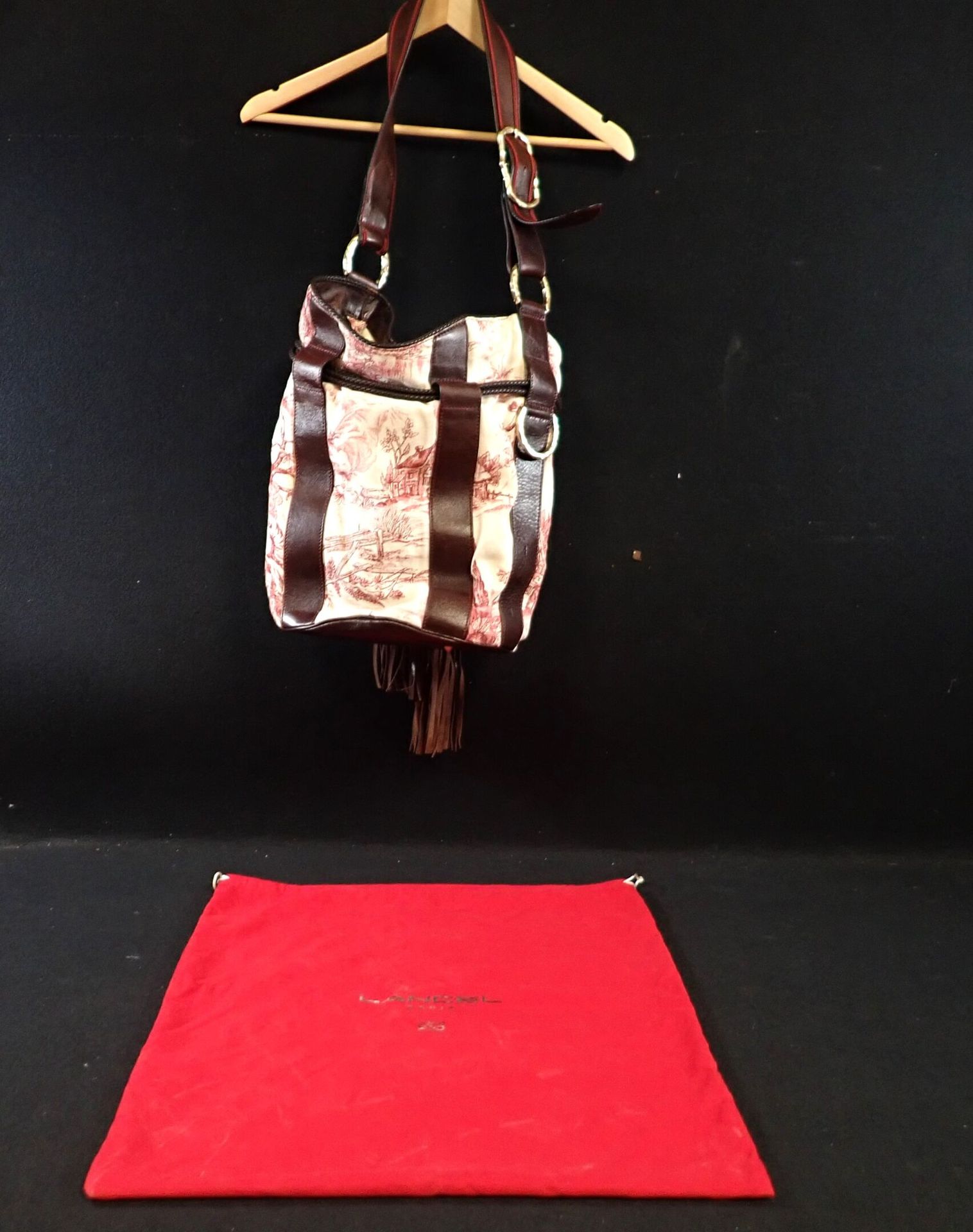 Null LANCEL, Modell "Hommages aux femmes pirates": Handtasche mit Schulterriemen&hellip;