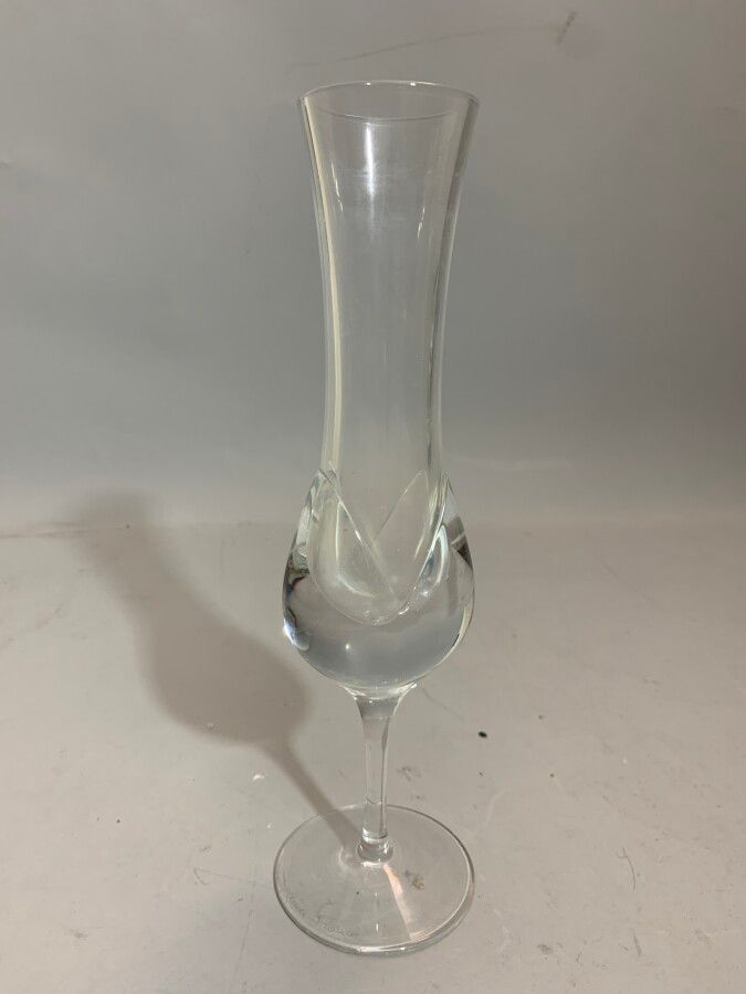 Null DAUM France

Vase soliflore en cristal modèle "Tulipe". Signé "Daum France"&hellip;