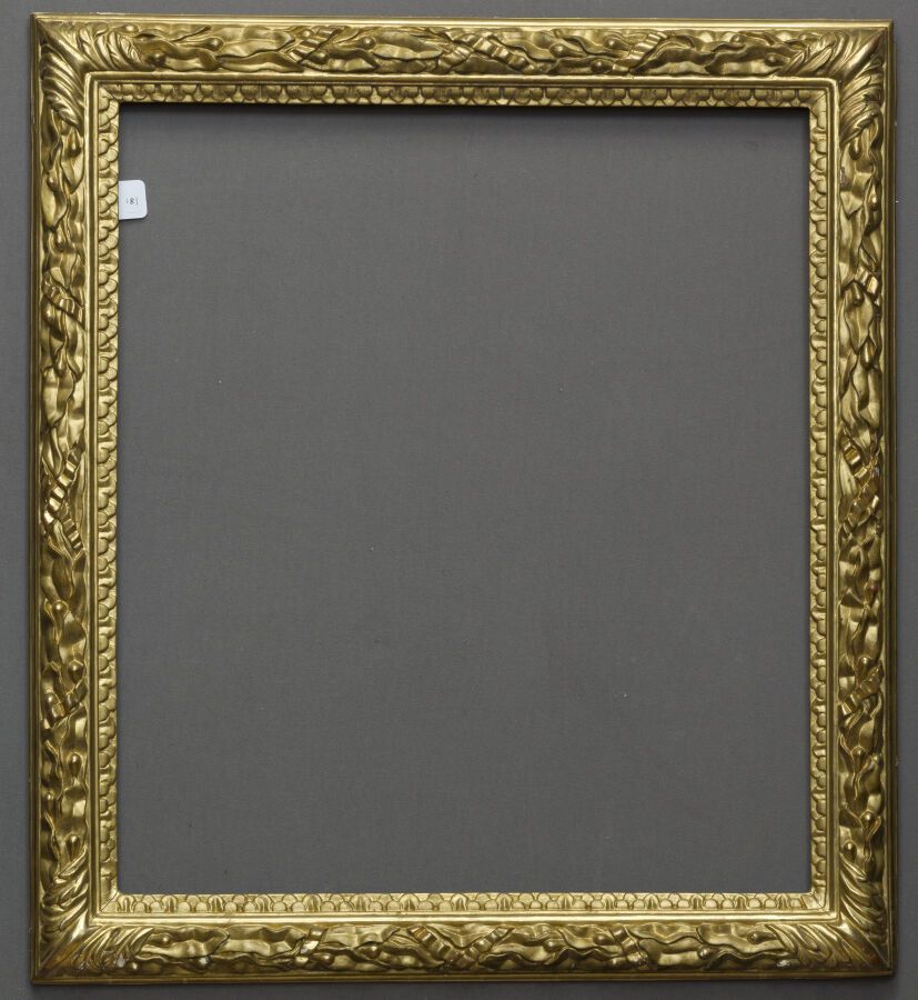 Null Frame in molded oak, carved, gilded, decorated with frieze of water leaves &hellip;