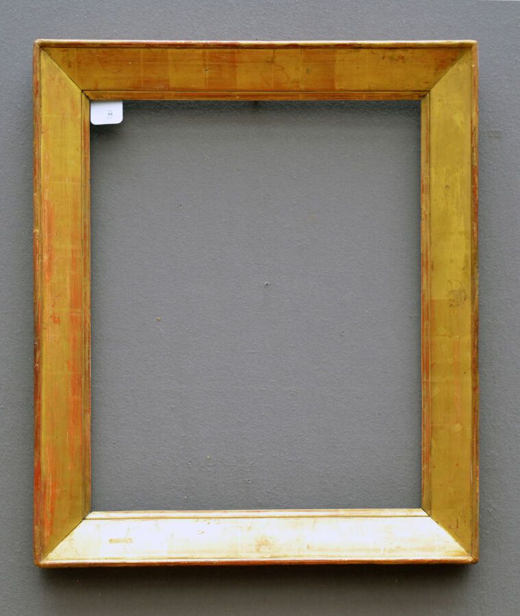 Null Wood and gilded stucco frame, with slope.

19th century.

Dimensions: 51 x &hellip;