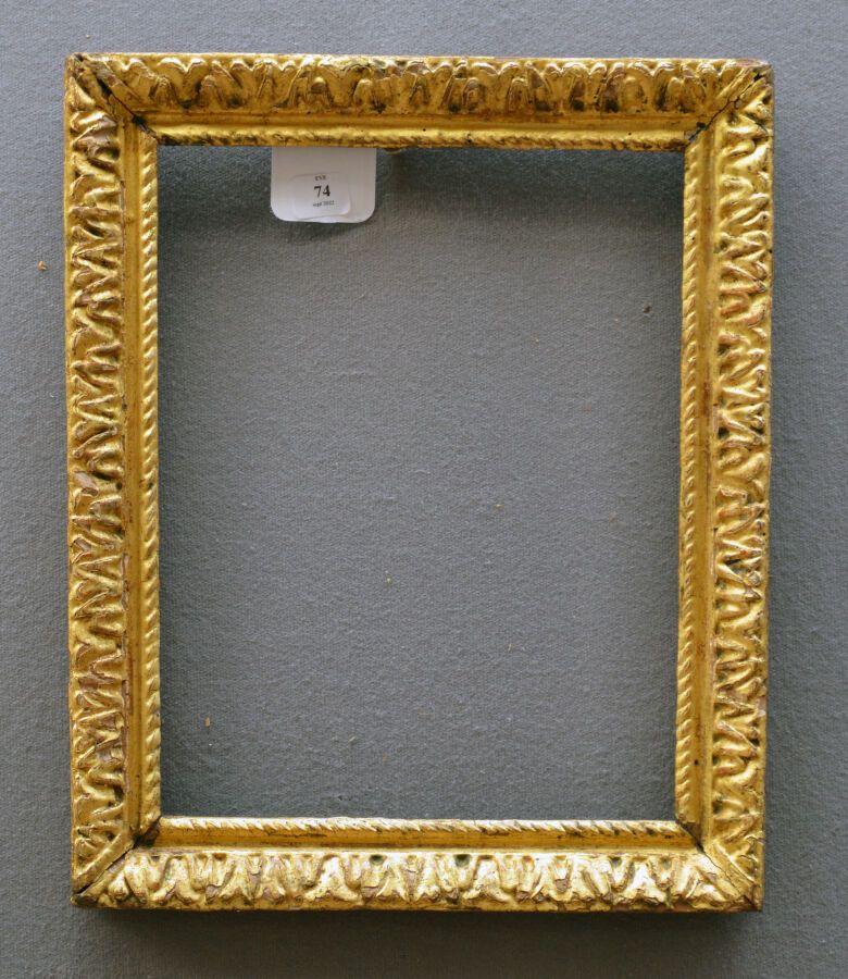 Null Oak frame, molded, carved and gilded, decorated with frieze of twisted ribb&hellip;