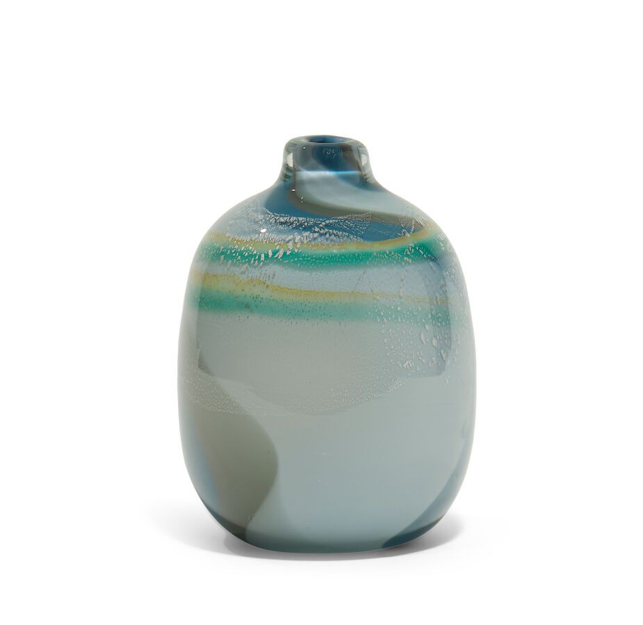 Null Frédéric MORIN (France, né en 1957)
Vase en verre soufflé blanc laiteux, à &hellip;