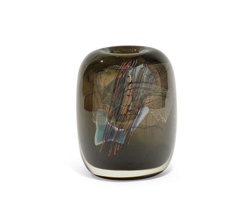 Null Claude MORIN (France, 1932-2021)
Vase en verre soufflé noir à col ouvert, à&hellip;