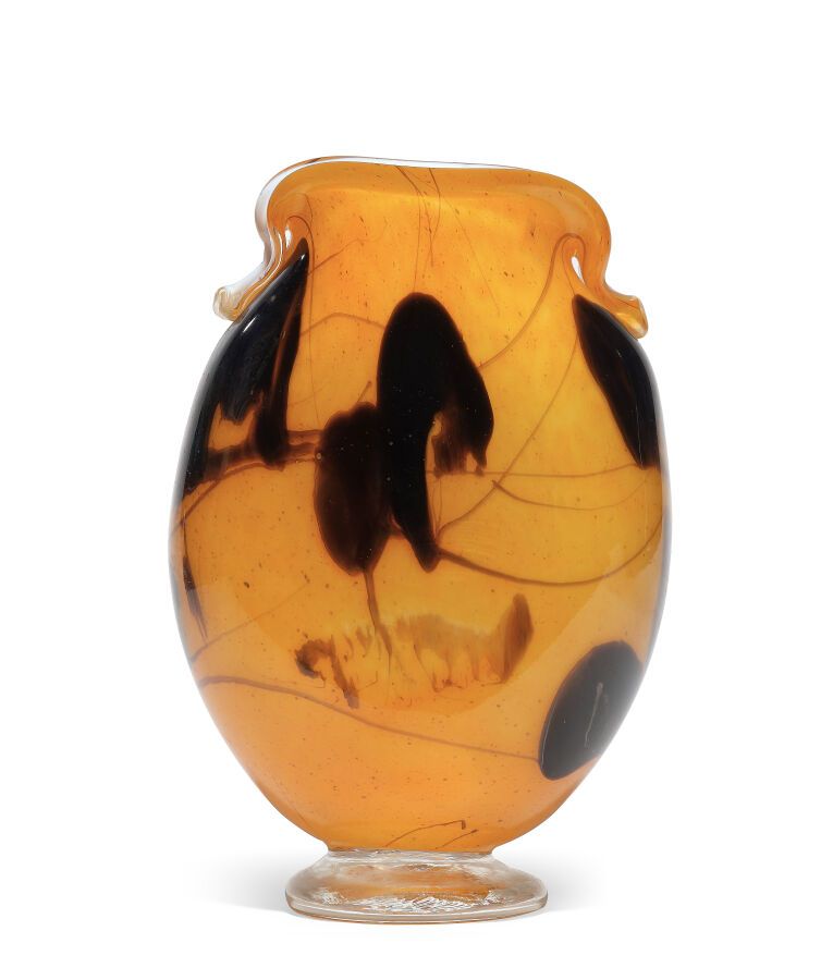 Null Jean-Pierre CINQUILLI (France, né en 1943)
Vase en verre soufflé sur pied à&hellip;