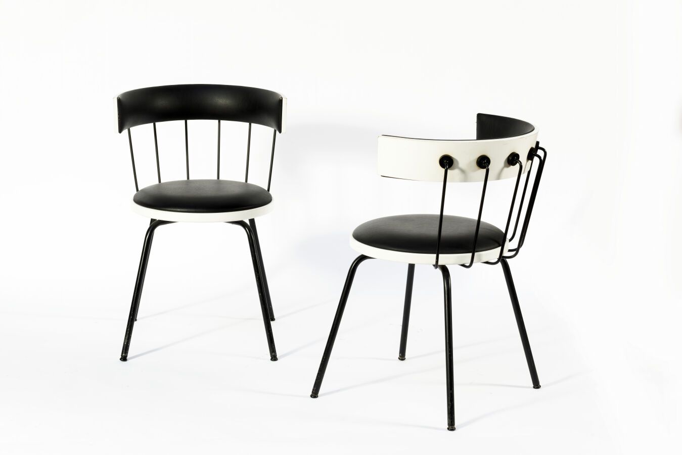 Null Jean-Michel WILMOTTE（生于1948年）设计师和SIF出版商、
由17把Nolita椅子组成的套房，设计于2010年、 
背部和腰部&hellip;