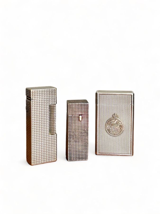 Null BRIQUET DUPONT and BRIQUET DUNHILL with guilloché decoration

a small silve&hellip;