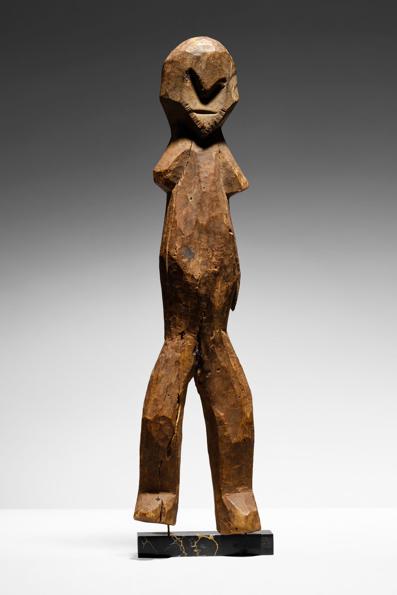 Zande Figure D.R. Kongo

Holz - 45 cm

Herkunft:

Gesammelt von den Priestern de&hellip;