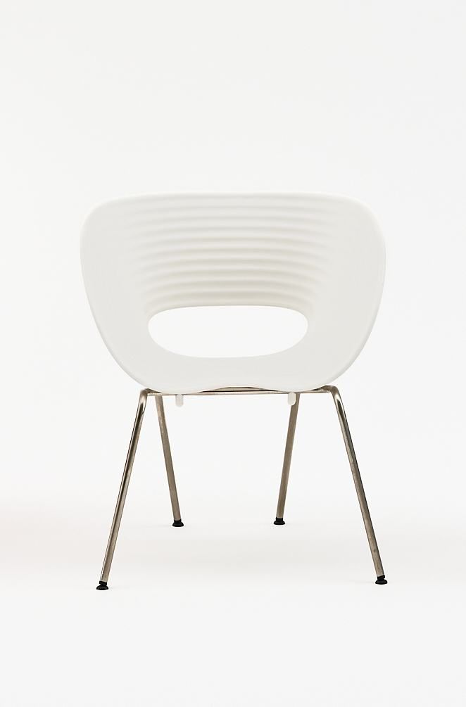 Arad, Ron 微型 "Tom Vac 椅"。制造商 Vitra。白色。塑料、镀铬铁丝。高 13 厘米。宽 10 厘米。长 10 厘米