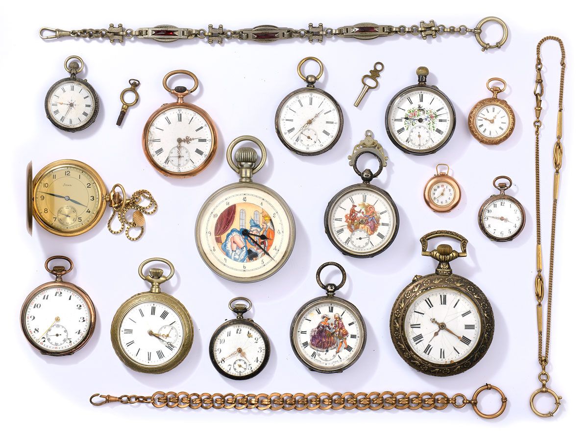 Sammlung von 15 Taschenuhren Sammlung von 15 Taschenuhren
Gold, Silber u.A. ∅ 7 &hellip;
