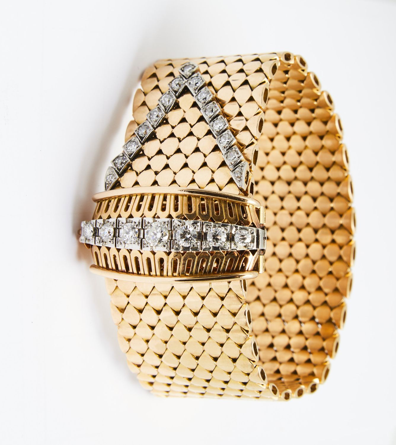 Null 215 Bracelet ruban ceinture en or jaune et platine, boucle sertie de 7 diam&hellip;