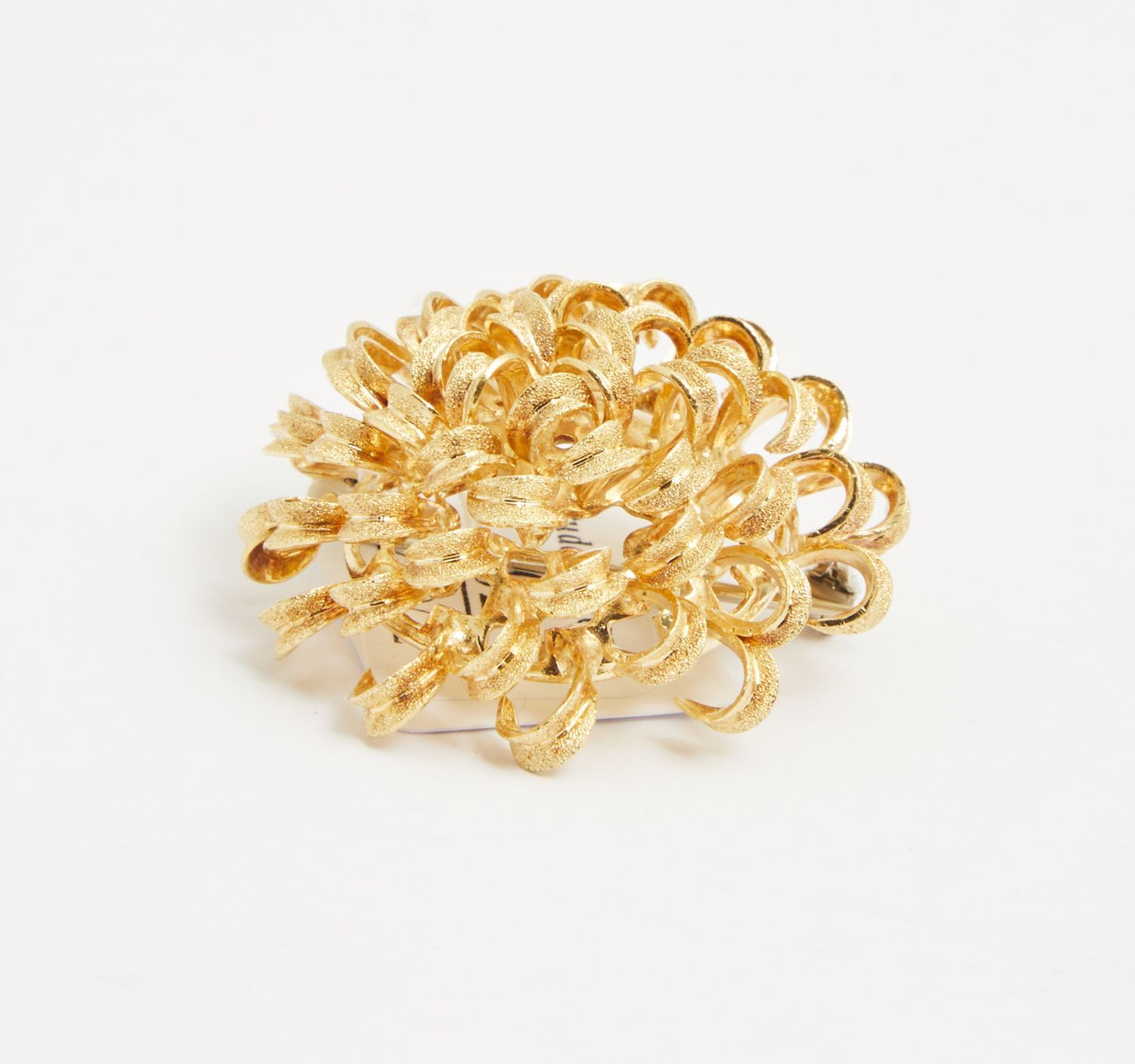Null 102 Brooch with bow, yellow gold 15,50g
