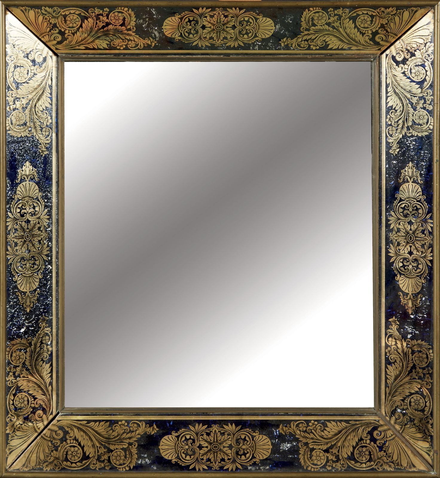 Null 168 Spiegel aus eglomeriertem Glas mit Palmetten- und Rankendekor.

Epoche &hellip;